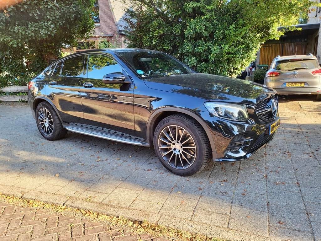 Mercedes-Benz GLC 2.1 220D 4MATIC AUT 2017 Zwart, Auto's, Automaat, Achterwielaandrijving, Zwart, Origineel Nederlands