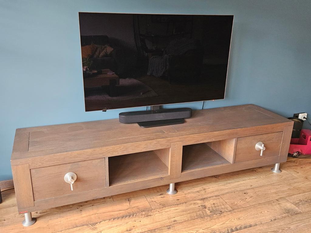 Robuust tv-meubel, Huis en Inrichting, Kasten | Televisiemeubels, Ophalen, Gebruikt, 200 cm of meer, Minder dan 100 cm