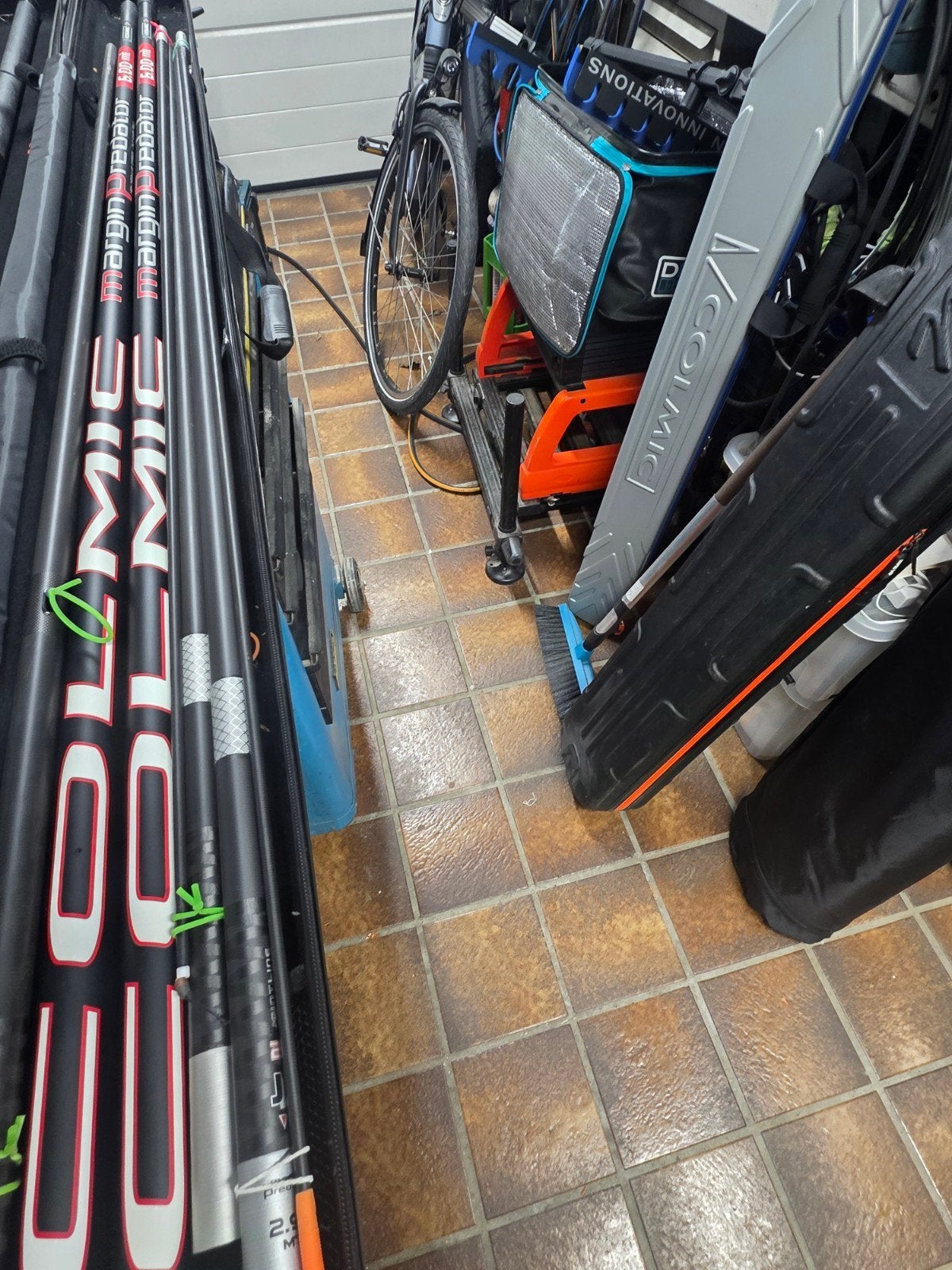 Colmic Predator 6 meter margin hengels + cupset, Ophalen, Zo goed als nieuw, Vaste hengel