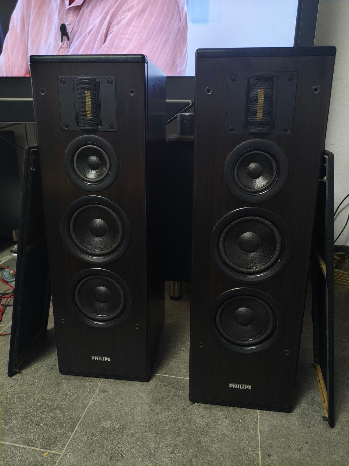 Philips FB821 Vloerstaande Luidsprekers - !! superstaat!!