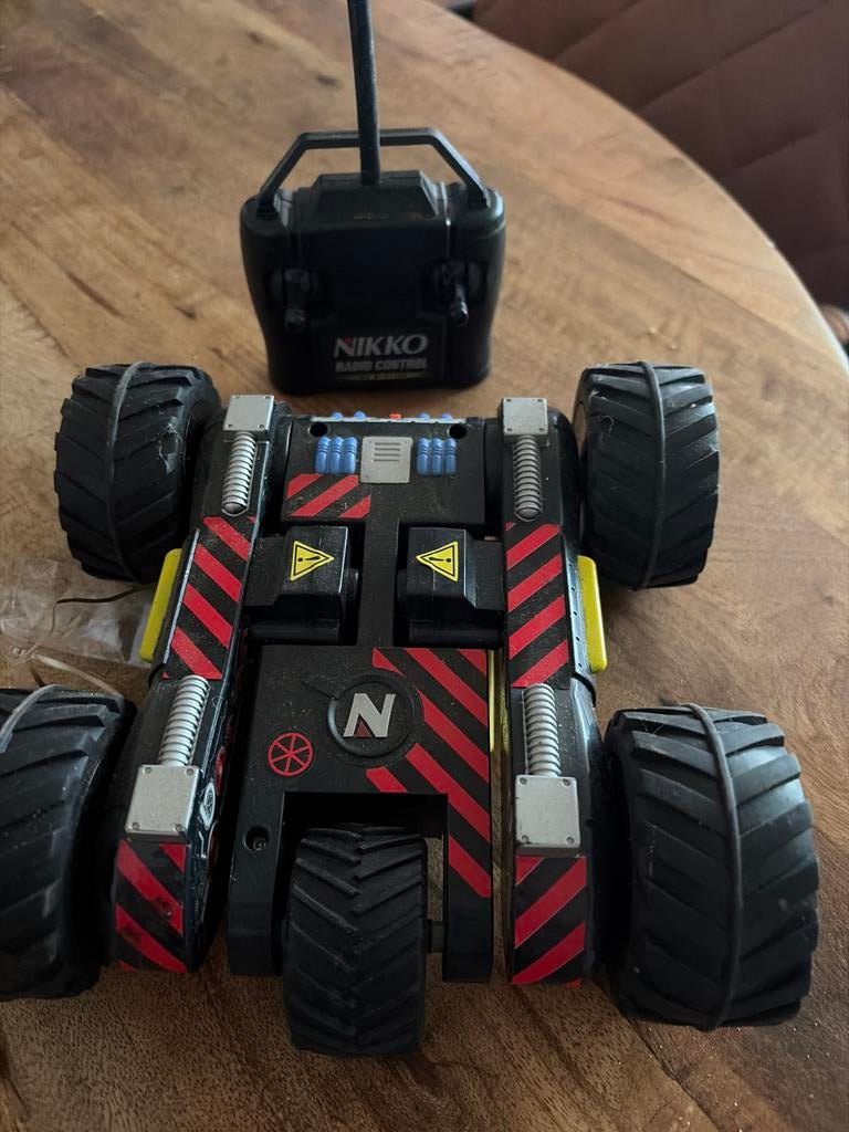 Nikko RC Auto met Afstandsbediening - Gebruikt, Hobby en Vrije tijd, Modelbouw | Radiografisch | Auto's, Auto offroad, Zo goed als nieuw