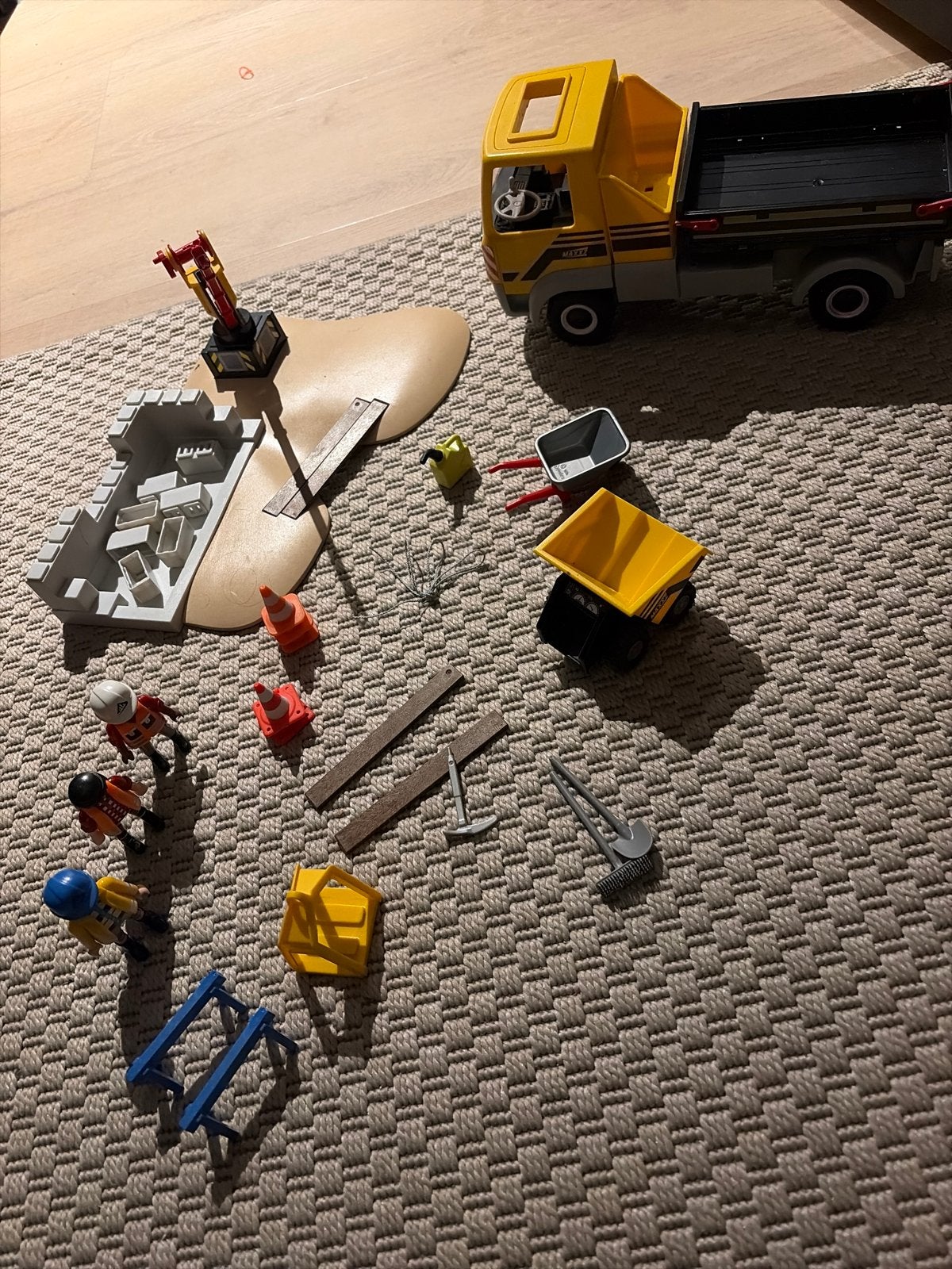 Playmobil bouwplaats set met vrachtwagen en accessoires, Ophalen of Verzenden, Gebruikt, Jongen of Meisje