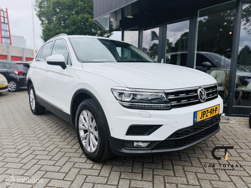 Volkswagen Tiguan 2.0 TSI 4Motion Highline R|CARPLAY|VIRTUAL, Auto's, Volkswagen, Automaat, Gebruikt, Euro 6, 1984 cc