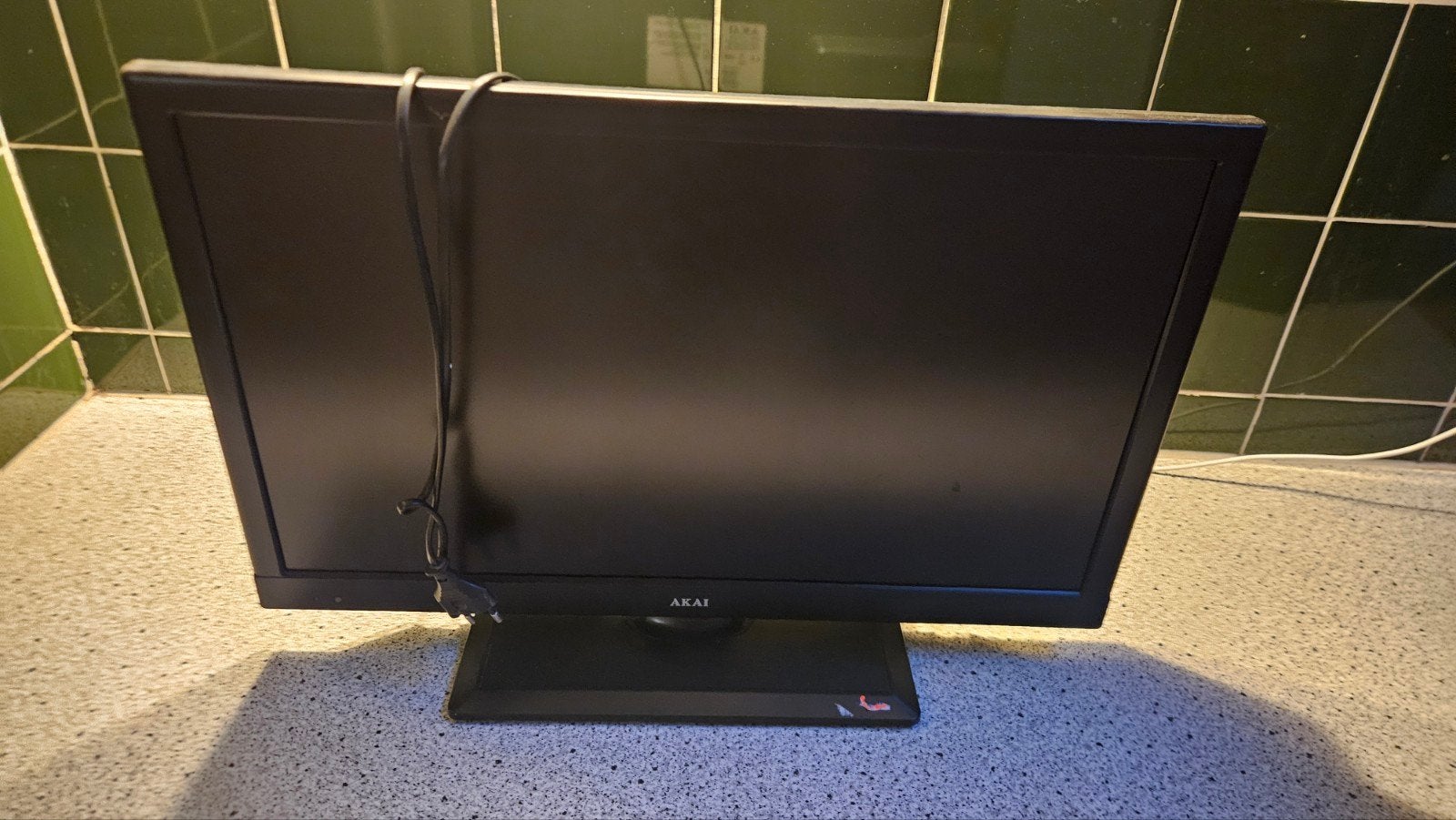 Akai ALED2212TBK, Ophalen, Gebruikt, 50 Hz, Overige merken