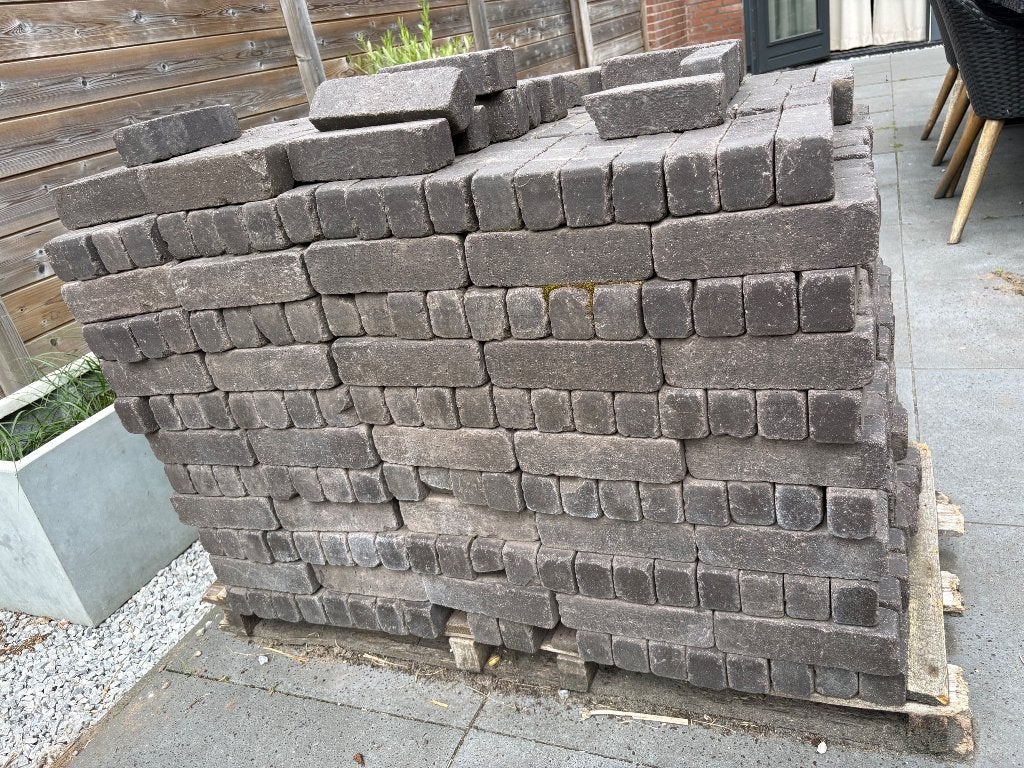Nieuwe klinkers antraciet – ca. 8 m² ( 575 stuks), Tuin en Terras, Tegels en Klinkers, Ophalen, Overige materialen, Klinkers, Nieuw