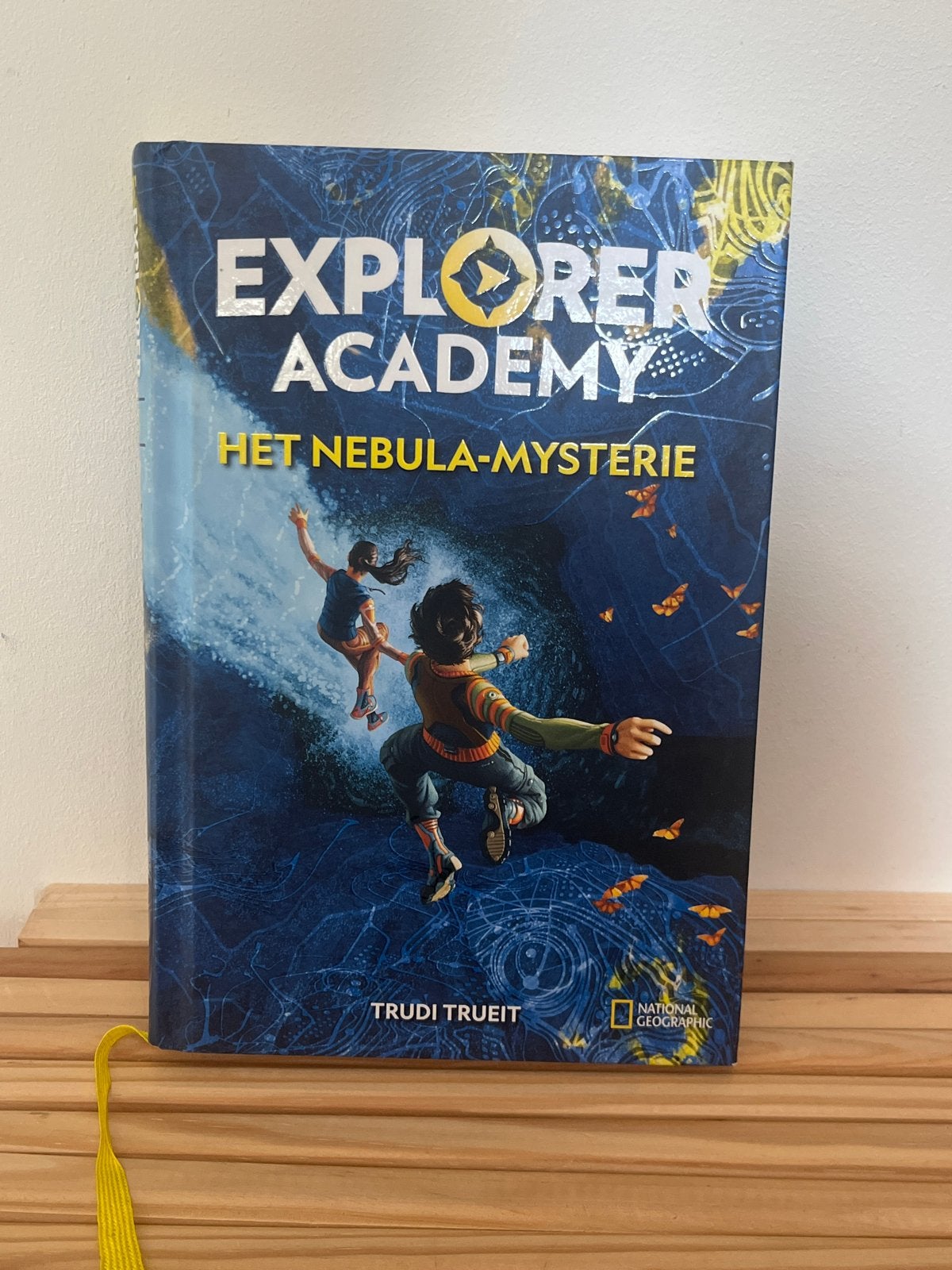 Explorer Academy: Het Nebula-Mysterie - Trudi Trueit, Ophalen of Verzenden, Zo goed als nieuw, Fictie