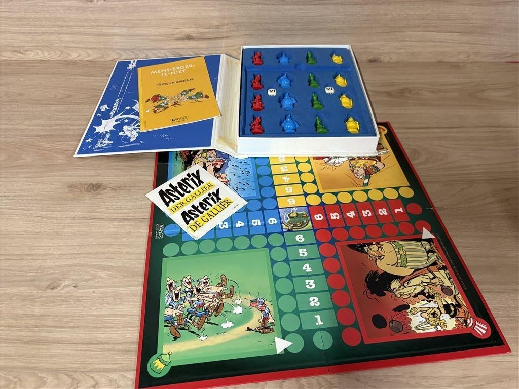 asterix en obelix mens erger je niet - s4226, Hobby en Vrije tijd, Gezelschapsspellen | Bordspellen, Verzenden, Zo goed als nieuw