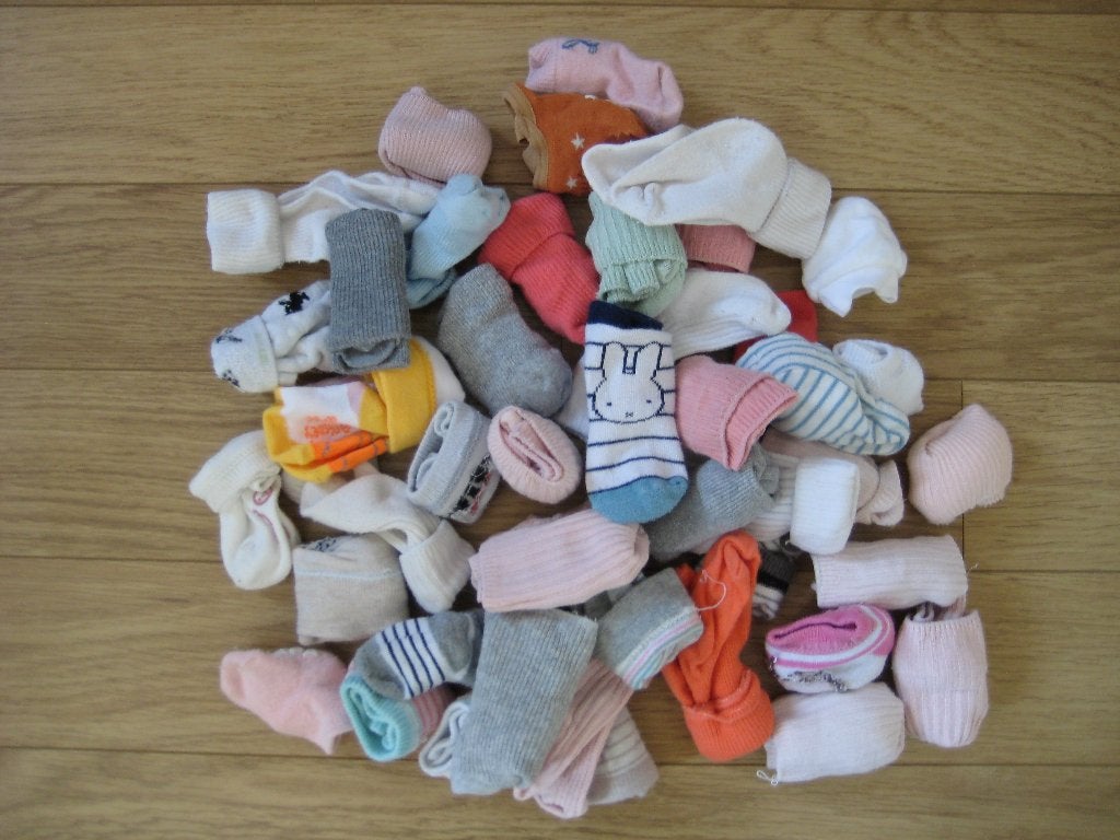 Heel veel babysokjes:nijntje Winnie the Pooh Takkie antislip, Kinderen en Baby's, Babykleding | Schoentjes en Sokjes, Gebruikt