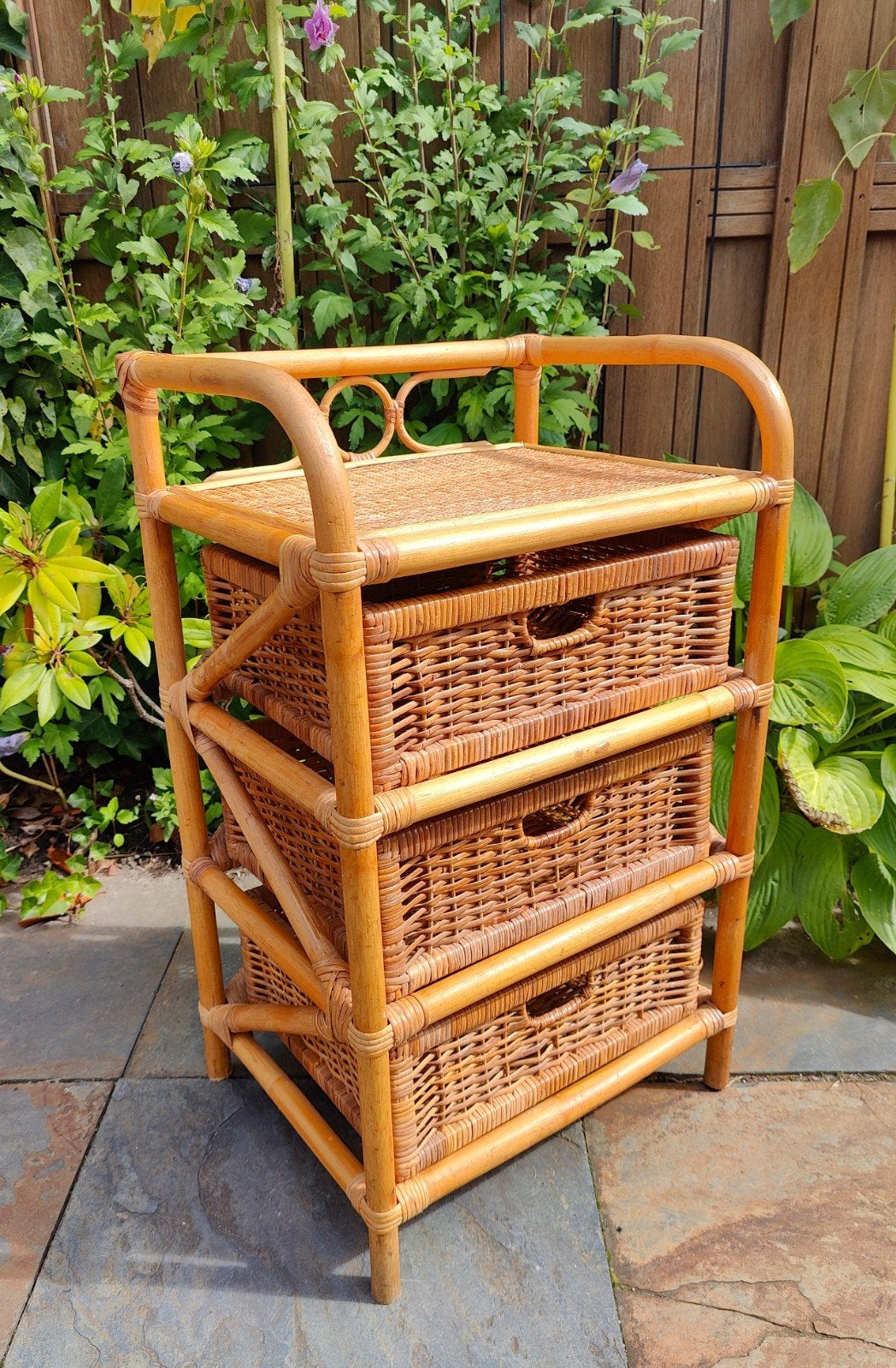 Rotan ladekastje plantentafel vintage, Huis en Inrichting, Ophalen, Overige materialen, Minder dan 50 cm, Zo goed als nieuw