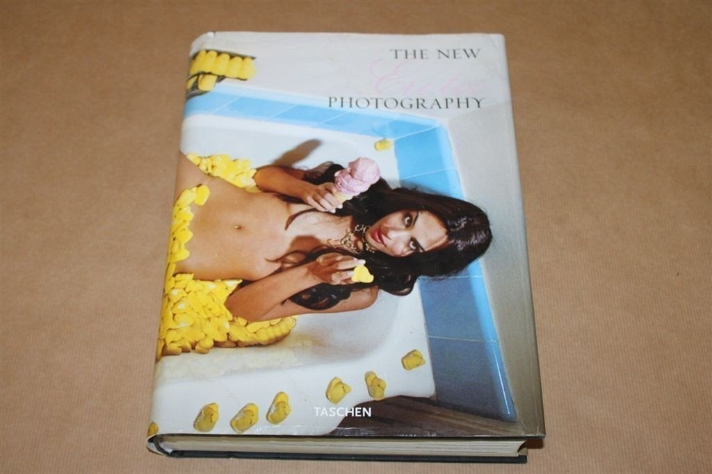 The New Erotic Photography, Ophalen of Verzenden, Zo goed als nieuw, Fotografen