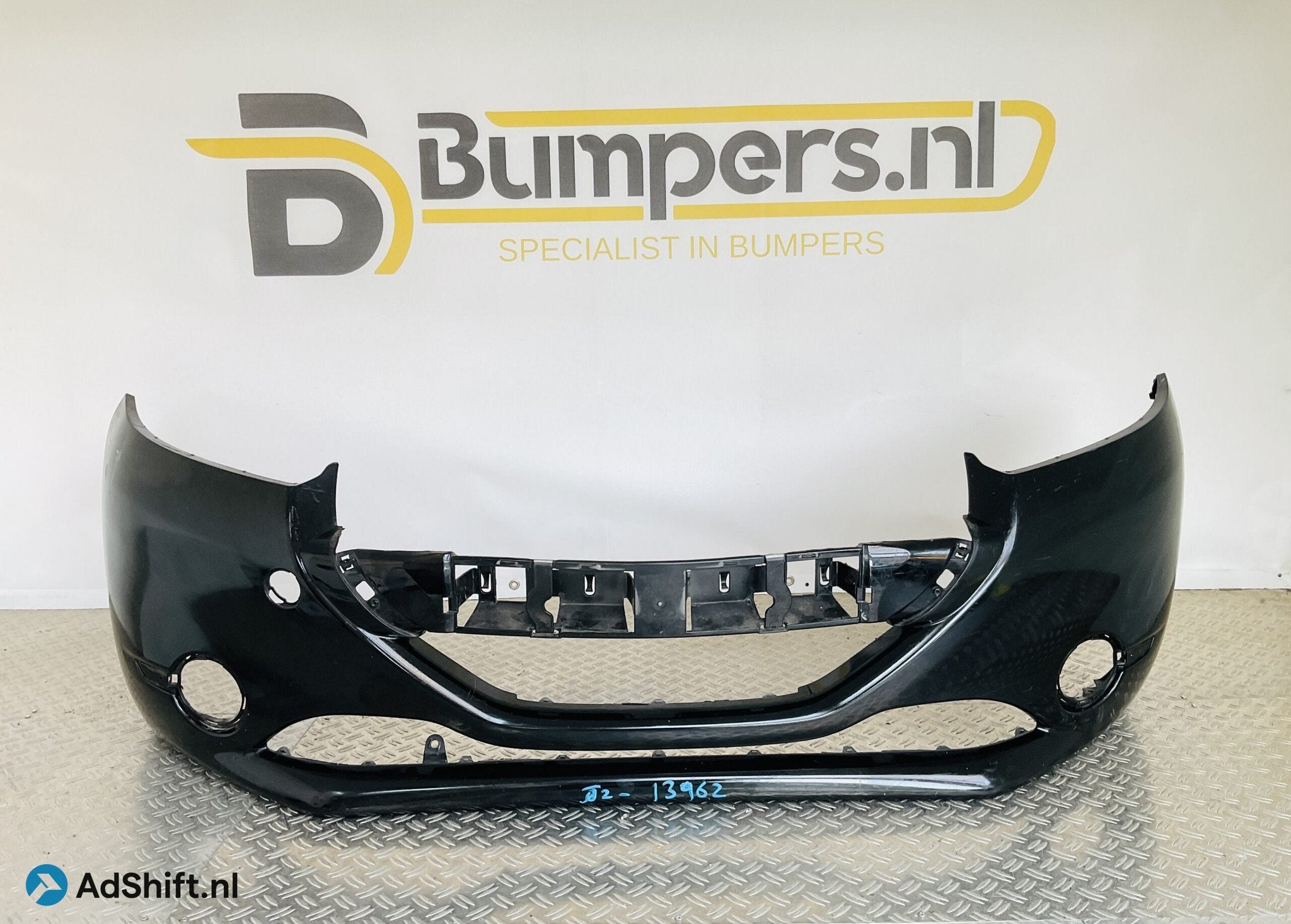 Bumper Peugeot 208 12-16 967279447700 Voorbumper 2-J2-13962z, Auto-onderdelen, Carrosserie en Plaatwerk, Bumper