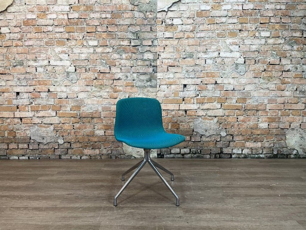 Hay AAC 11 Swivel blauw bij TheReSaels