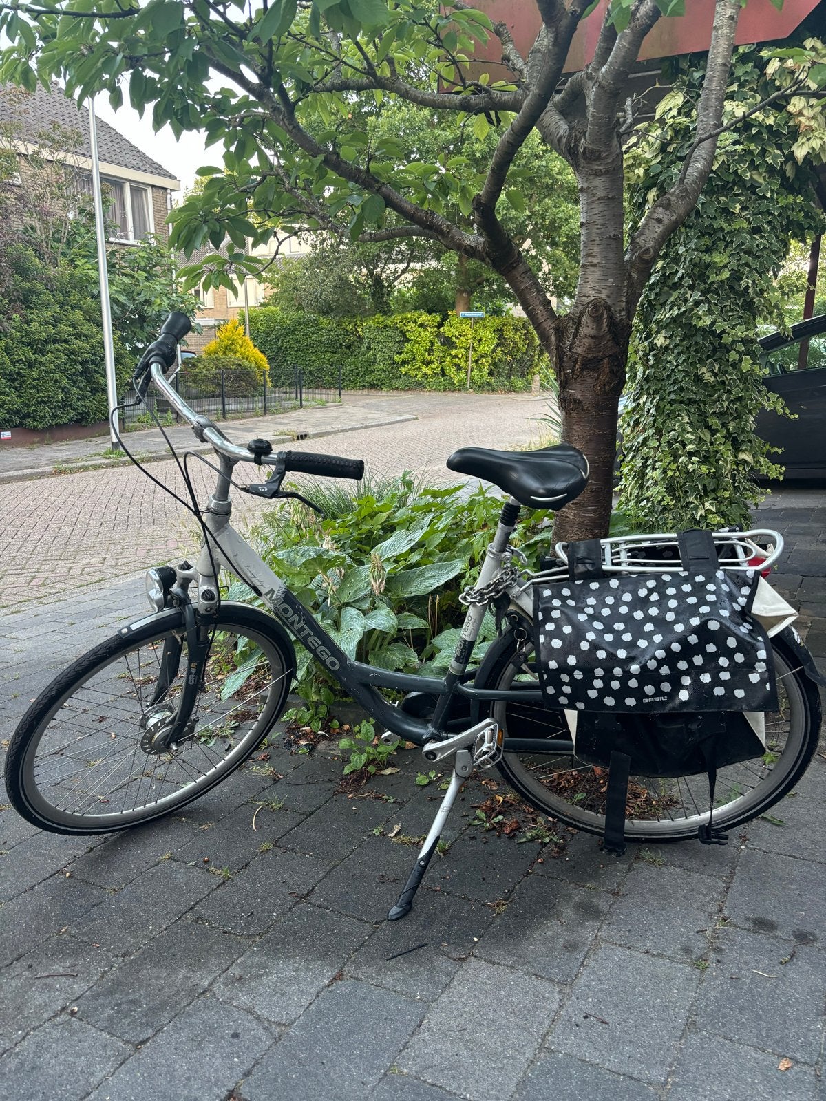 Montego damesfiets met fietstassen, Fietsen en Brommers, Fietsen | Dames | Damesfietsen, Velgrem, 50 tot 53 cm, Ophalen, Overige merken