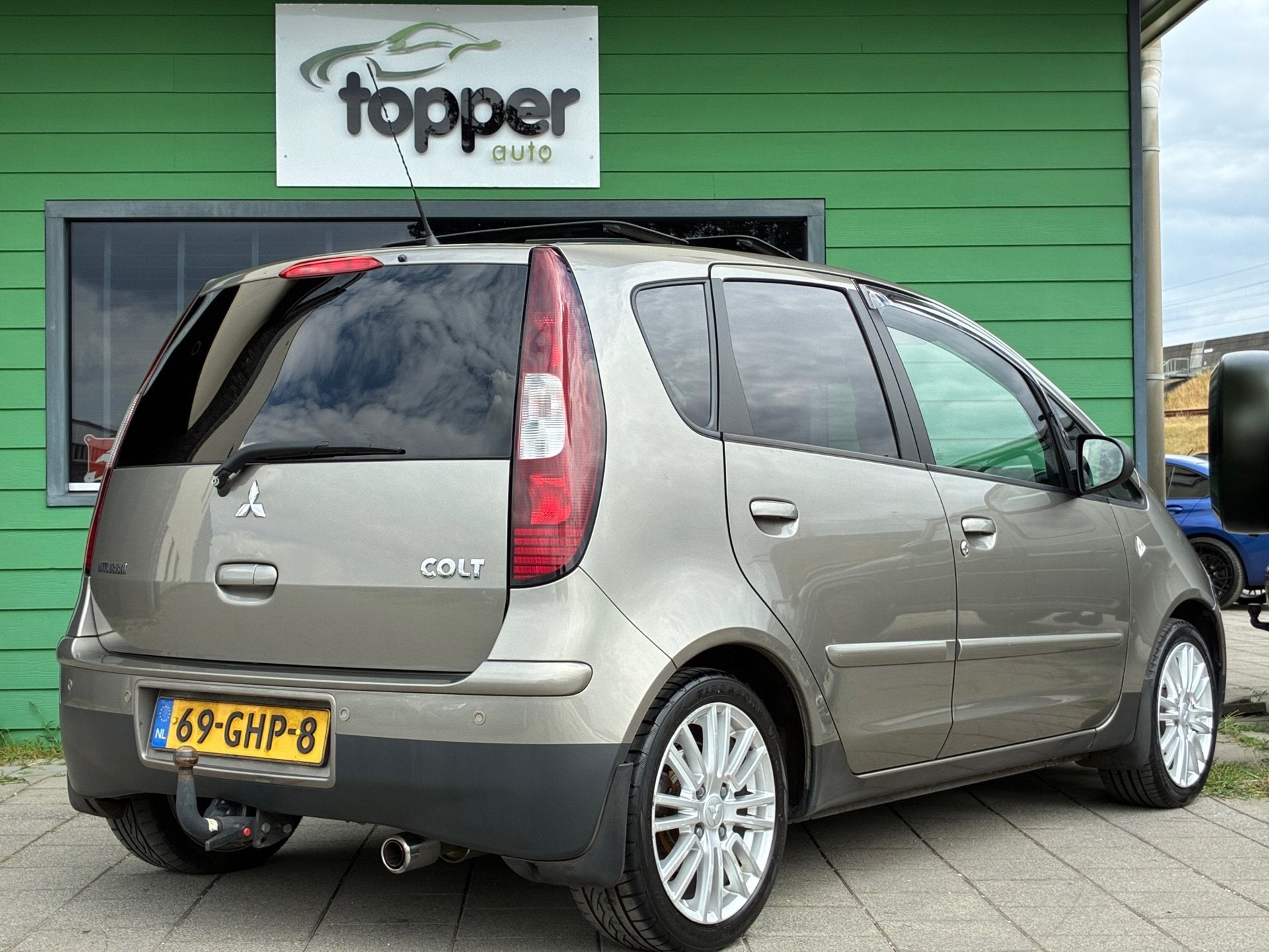 Mitsubishi Colt