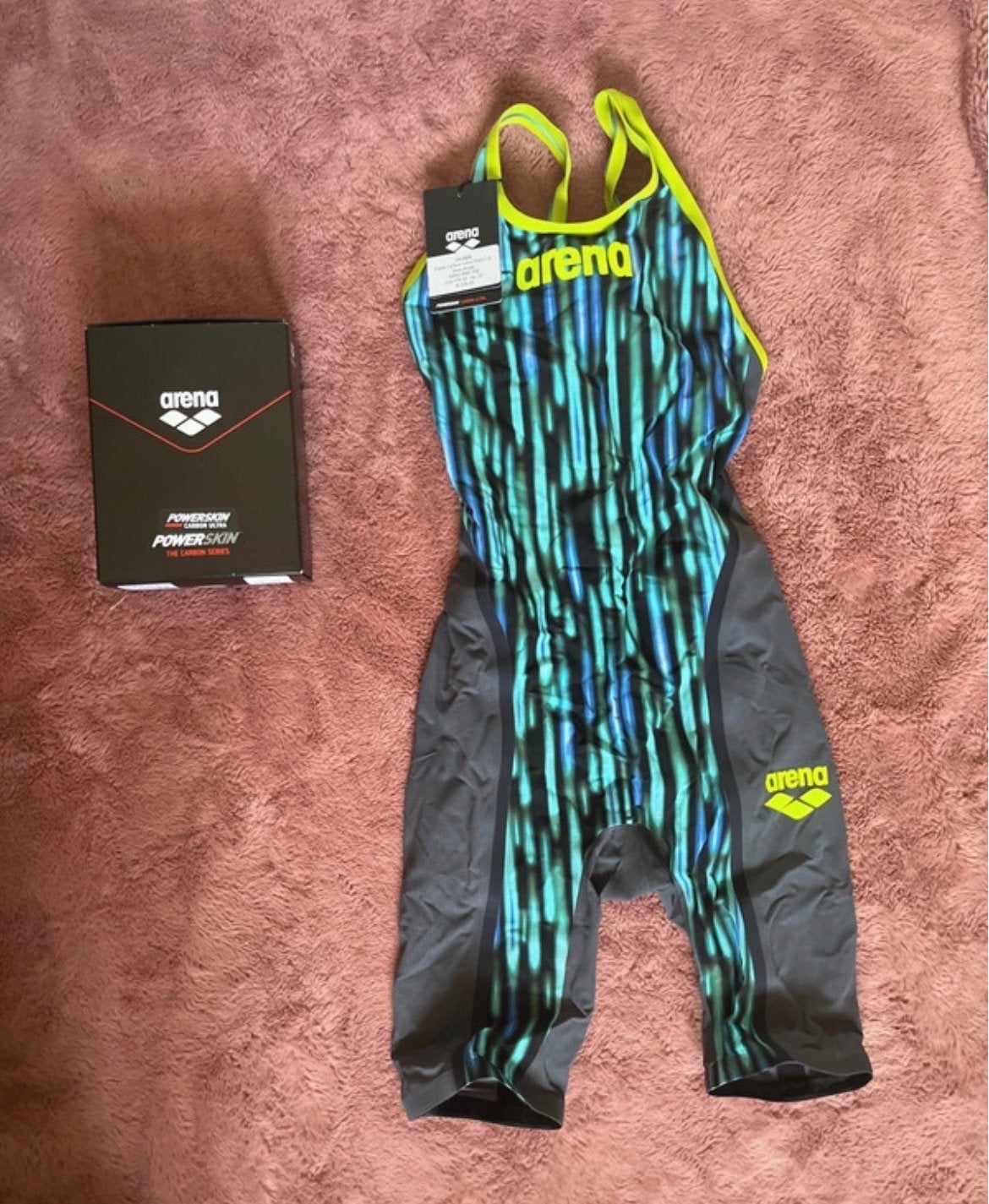 Arena Powerskin Carbon Ultra D32 F34 - Nieuw met kaartjes, Kleding | Dames, Ophalen of Verzenden, Nieuw, Meerkleurig, Badpak