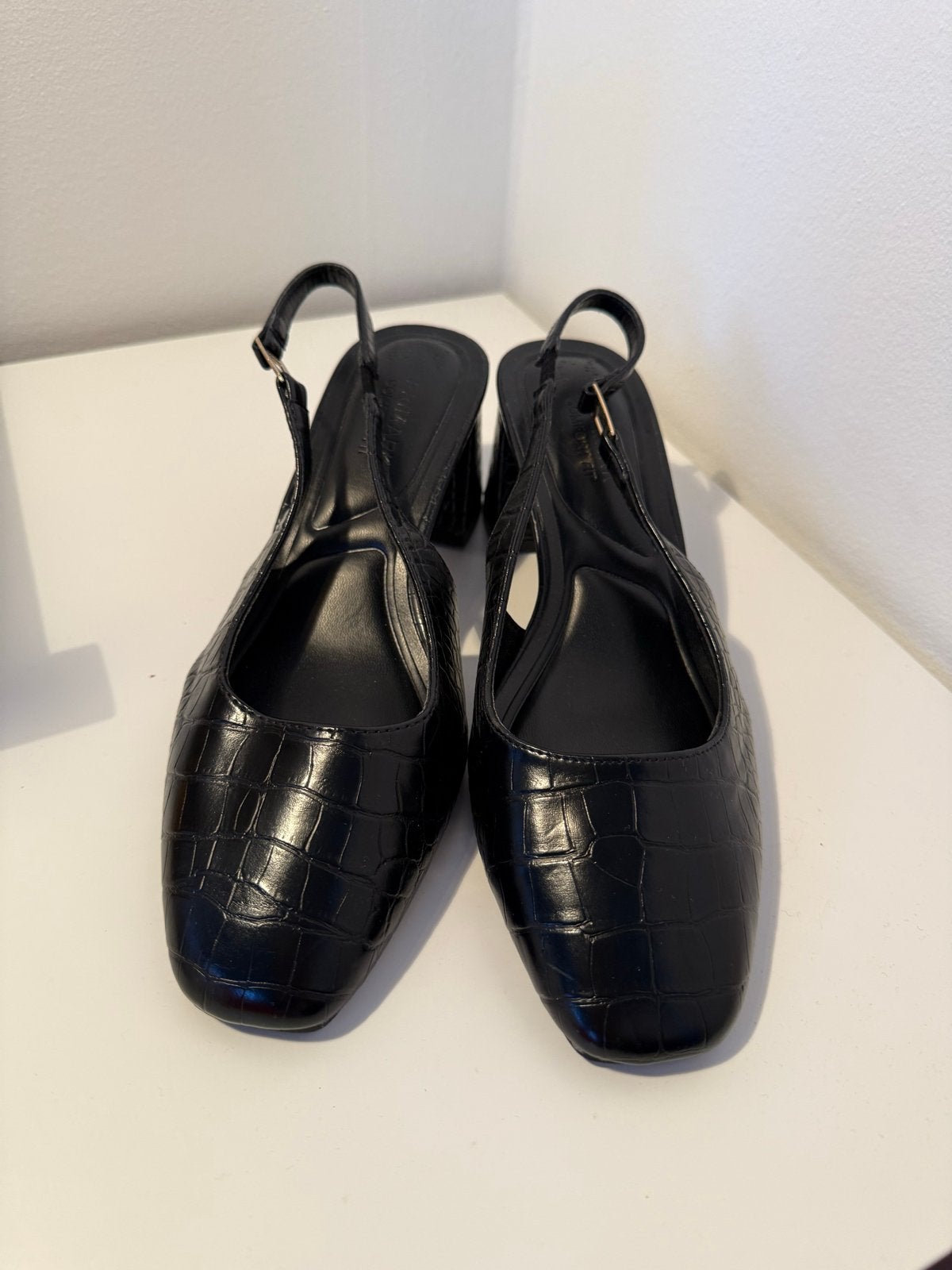 Primark zwarte slingback pumps met blokhak - maat 38, Pumps, Zwart, Ophalen of Verzenden, Zo goed als nieuw