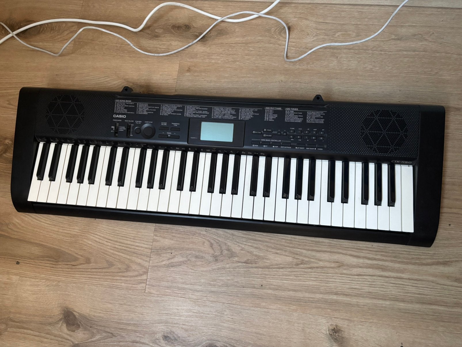 Casio keyboard, Muziek en Instrumenten, Ophalen, Zo goed als nieuw
