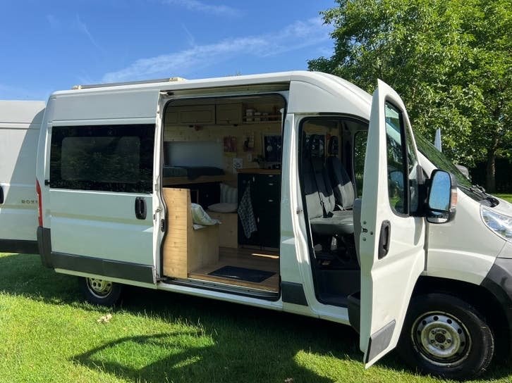 Caravans And Camping Peugeot