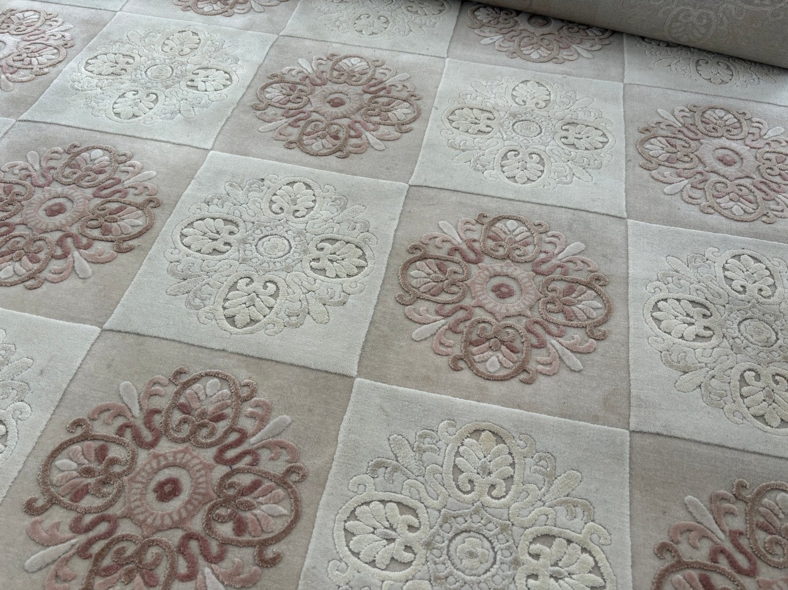 Tapijt -vloerkleed, 60 cm of meer, Keramiek, Zo goed als nieuw, 10 m² of meer