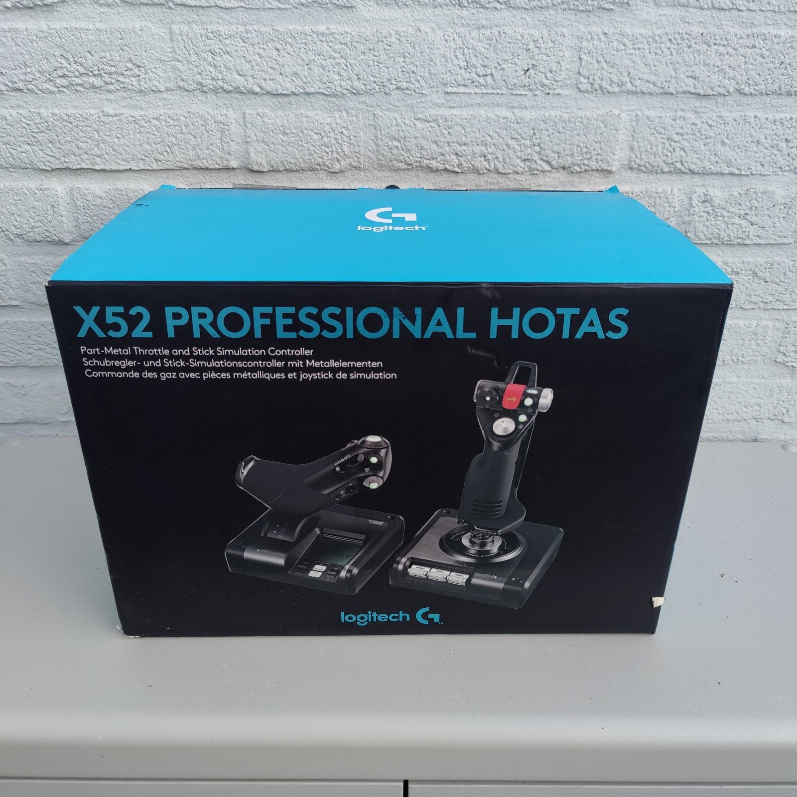 Logitech X52 Professional HOTAS, Spelcomputers en Games, Ophalen, 1 speler, Racen en Vliegen, Eén computer