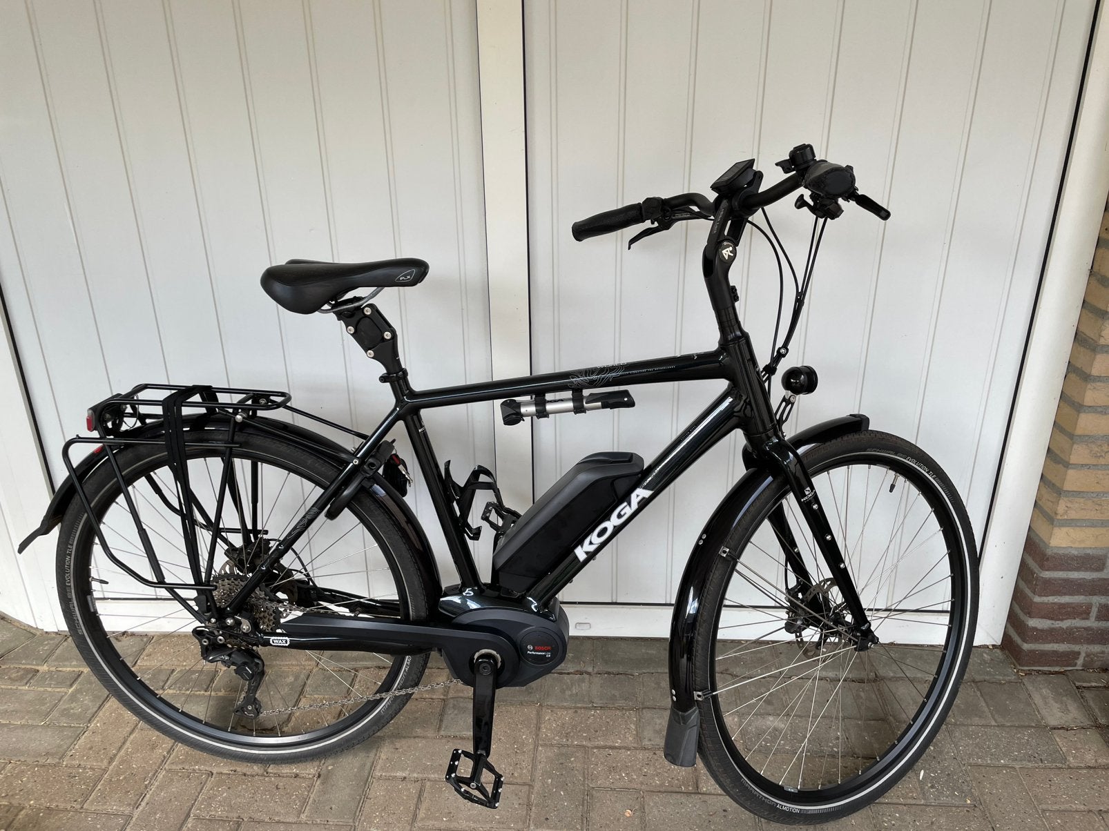 Koga E-Worldtraveller SIGNATURE H54-accu 94%, nwpr €4700, 28 inch, Zo goed als nieuw, 15 tot 20 versnellingen, Schijfrem