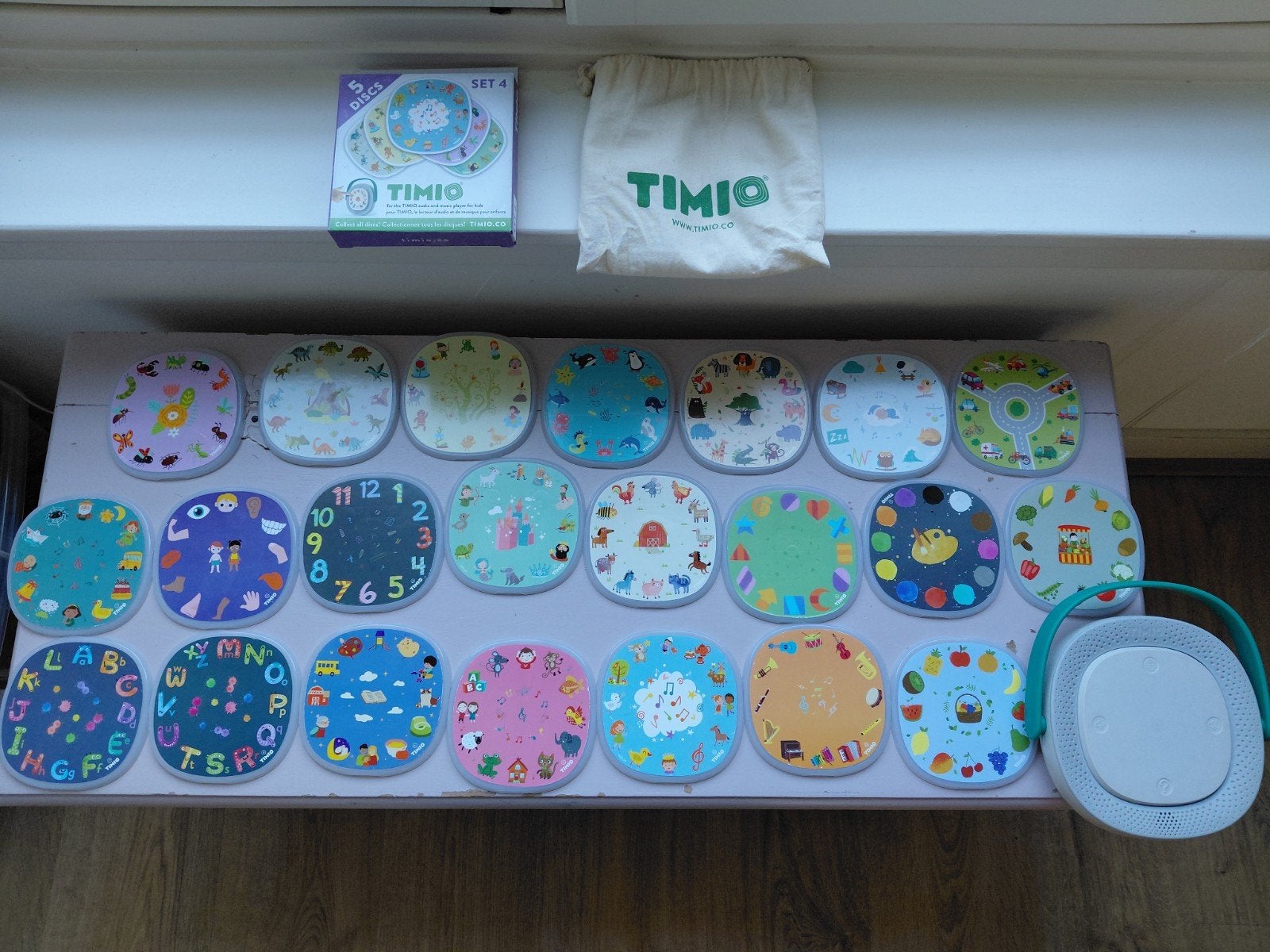 Timio Audio- en Muziekspeler met 22 Discs + zakje, Ophalen, Zo goed als nieuw, Overige typen, Met geluid