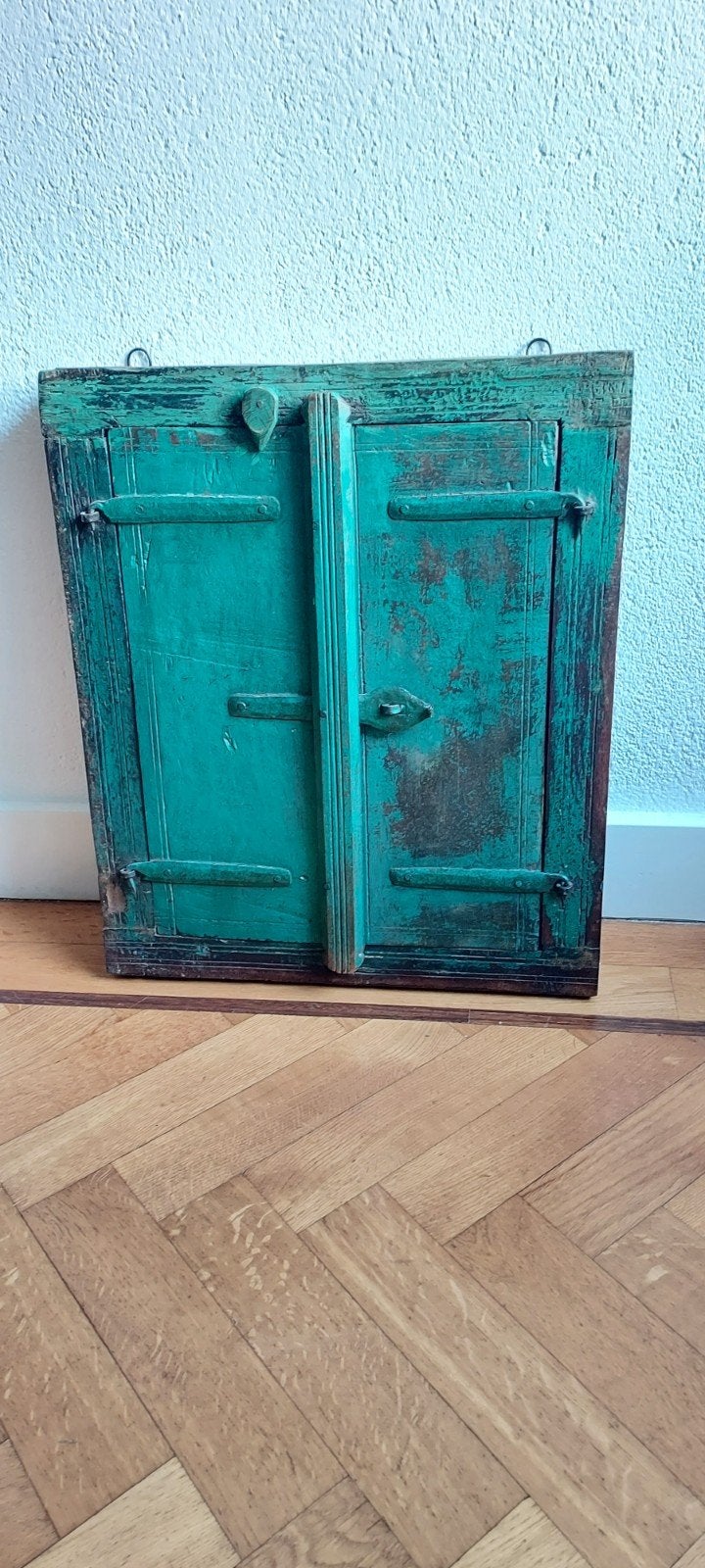 een vintage houten wanddecoratie spiegel uit India, Ophalen of Verzenden