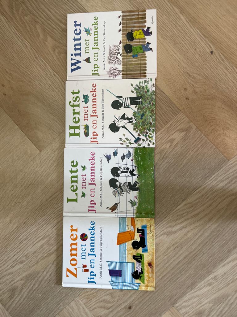 Jip en Janneke seizoensboeken (4 stuks), Boeken, Ophalen, Zo goed als nieuw, Fictie algemeen