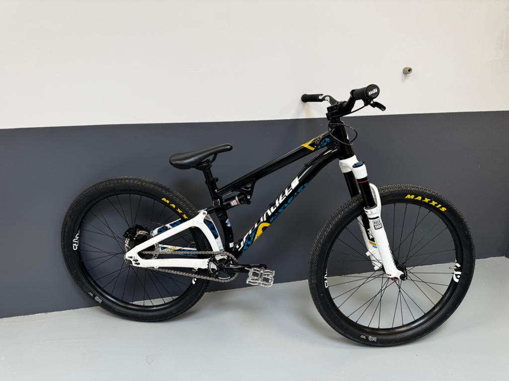 Specialized P-slope slopestyle dirt jump dirtjump slope mtb, Fietsen en Brommers, Fietsen | Mountainbikes en ATB, Overige merken