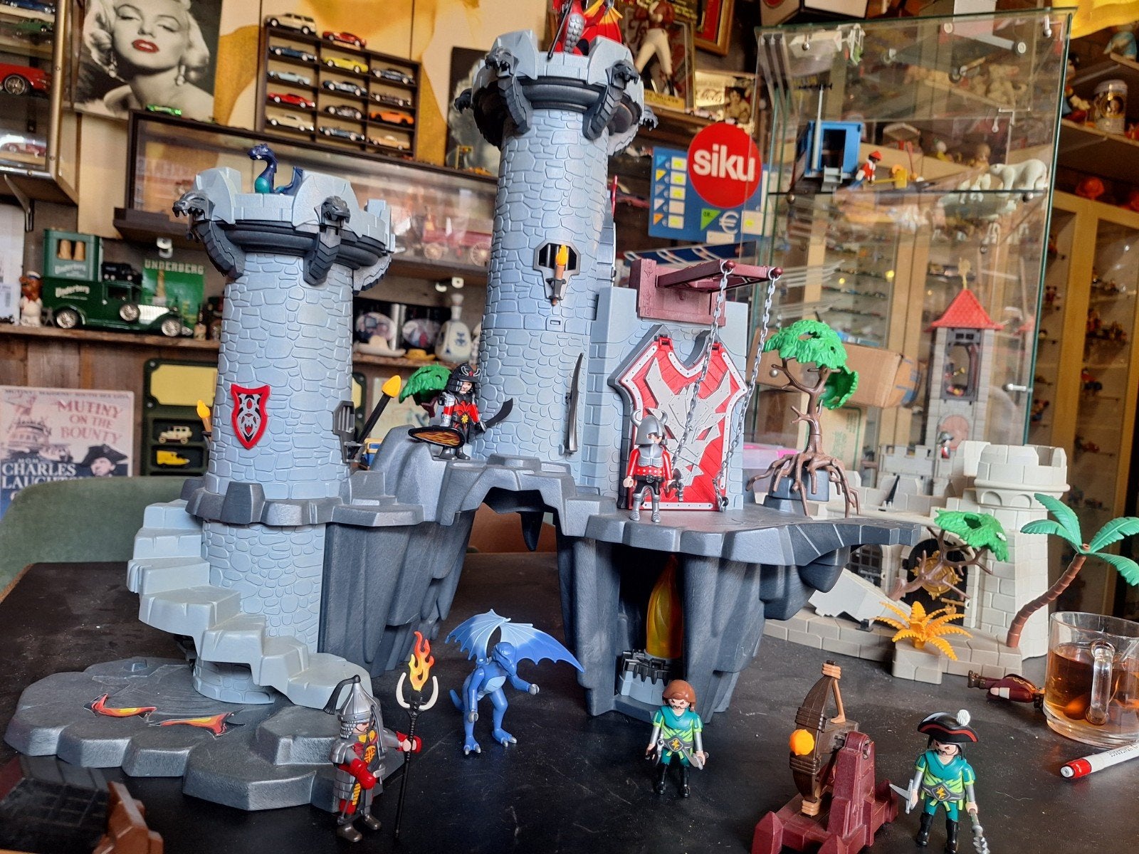 Playmobil Draken Kasteel met Figuren en Accessoires, Ophalen of Verzenden, Gebruikt, Complete set