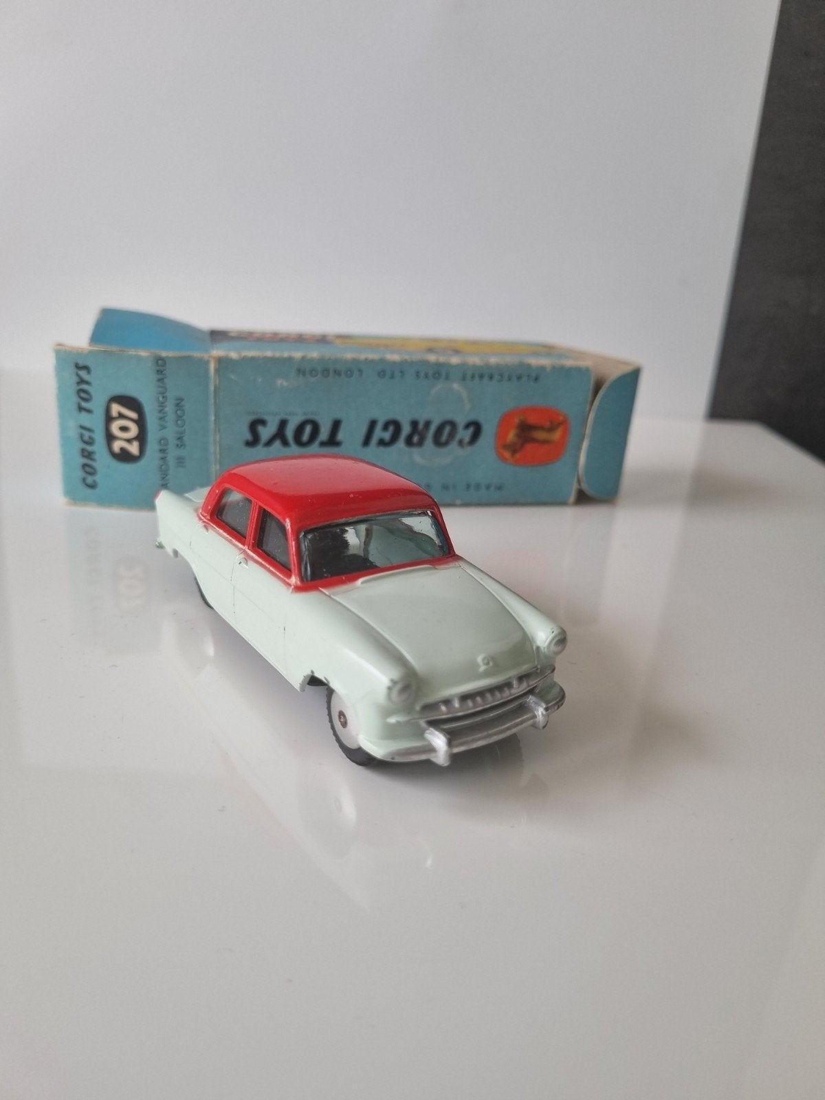 corgi toys, Hobby en Vrije tijd, Modelauto's | 1:43, Ophalen of Verzenden, Gebruikt, Auto, Corgi