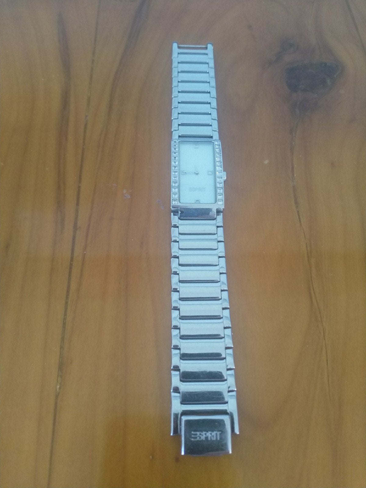 Horloge analoog van Esprit
Water afstotend
Roestvrij staal
L, Ophalen of Verzenden, Zo goed als nieuw, Staal, Overige merken