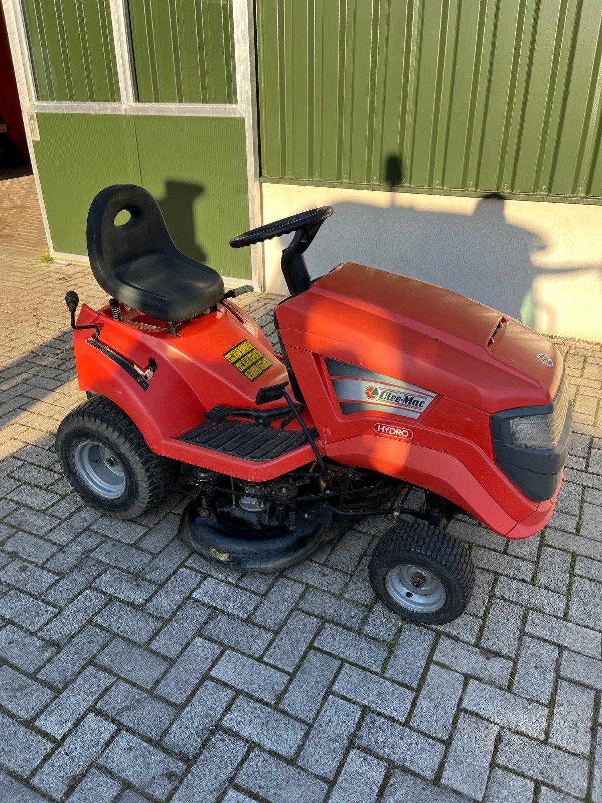 Oleo Mac 92C Briggs and Stratton 13,5H zitmaaier 2006, Tuin en Terras, Ophalen, Gebruikt, Elektrische starter, 90 tot 120 cm