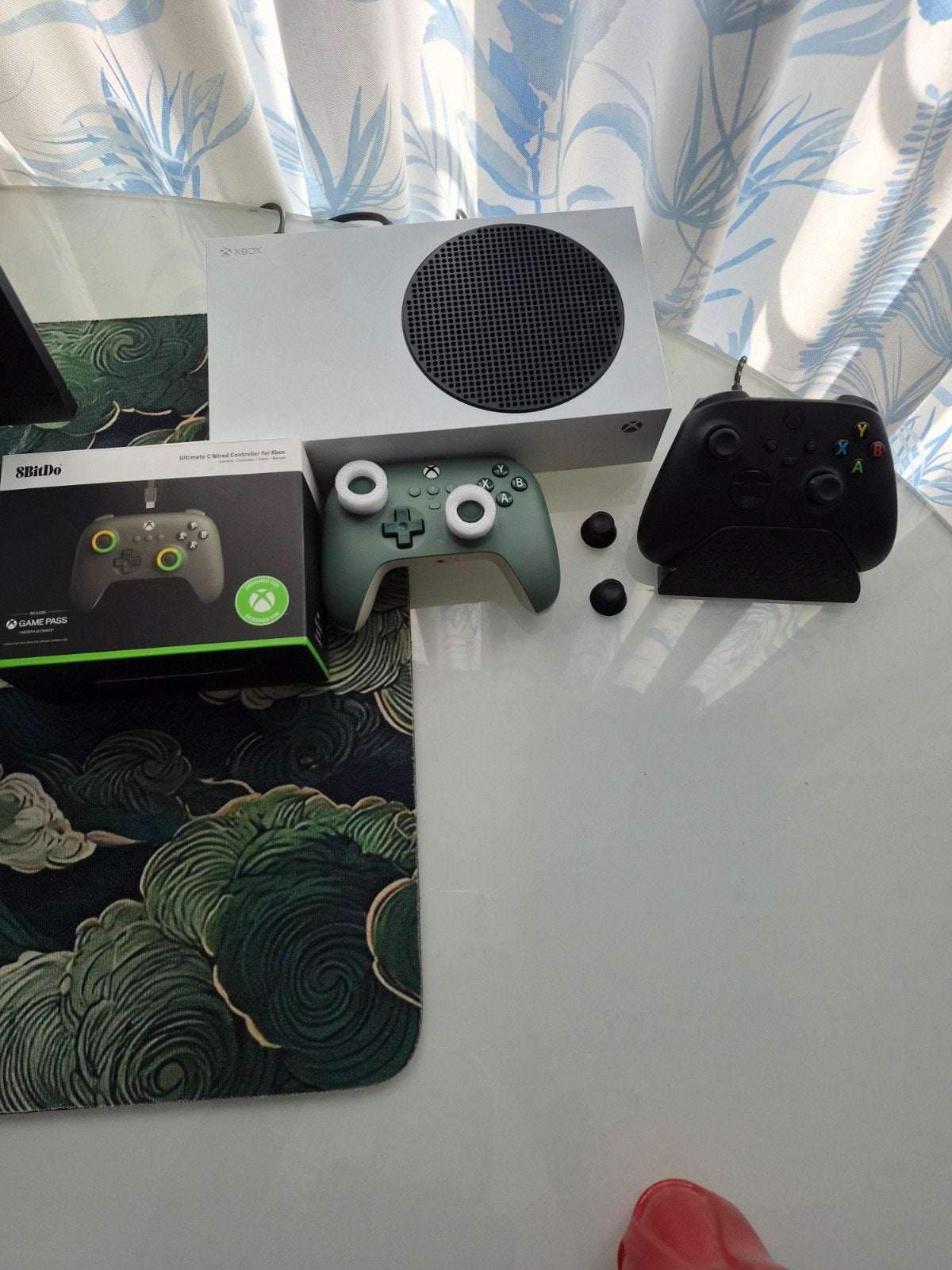 Xbox Series S met controllers en accessoires, Ophalen of Verzenden, Zo goed als nieuw, Xbox Series S