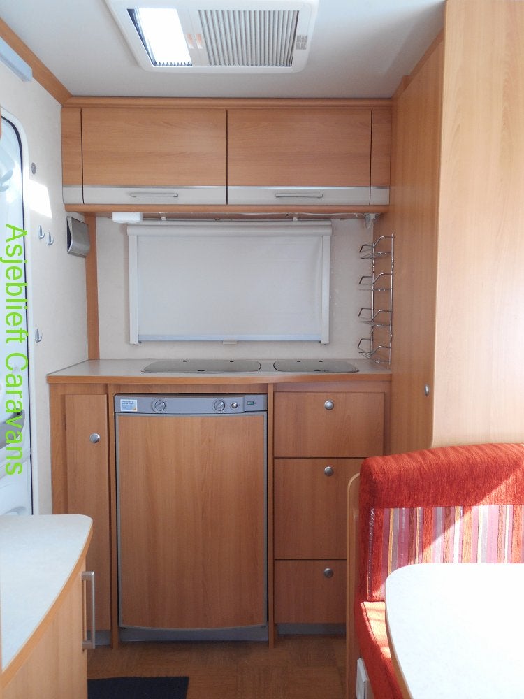 Caravelair400 Allegra 2012 Mover Voortent Luifel fietsdrager, Treinzit, 750 - 1000 kg, Particulier, 4 tot 5 meter