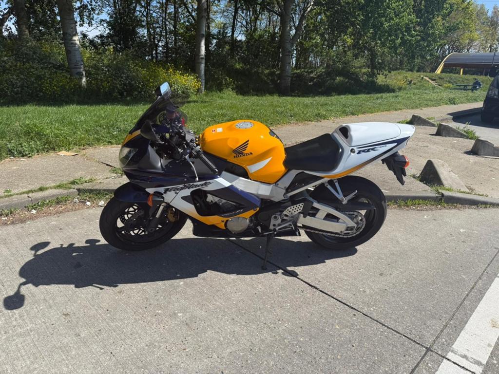 Honda fireblade 929, Motoren, Ophalen of Verzenden, Gebruikt