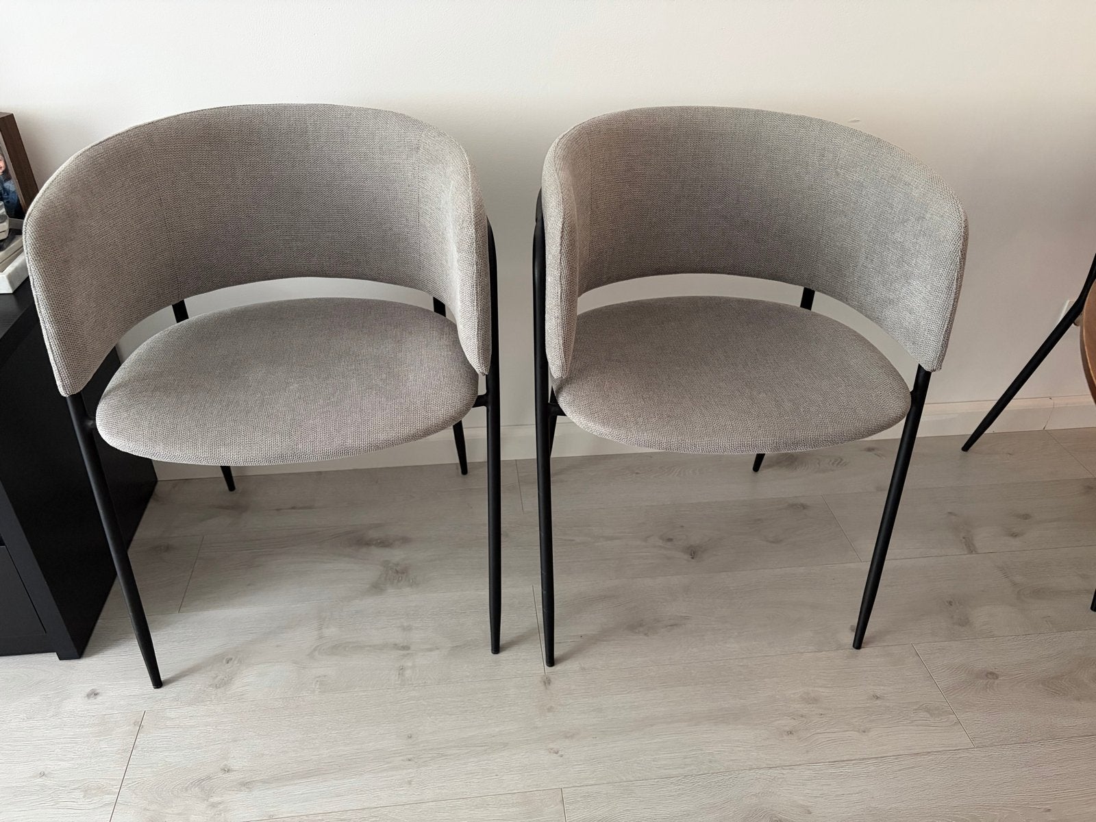 Set van 4 eetkamerstoelen grijs met armleuningen, Huis en Inrichting, Ophalen, Twee, Zo goed als nieuw, Stof