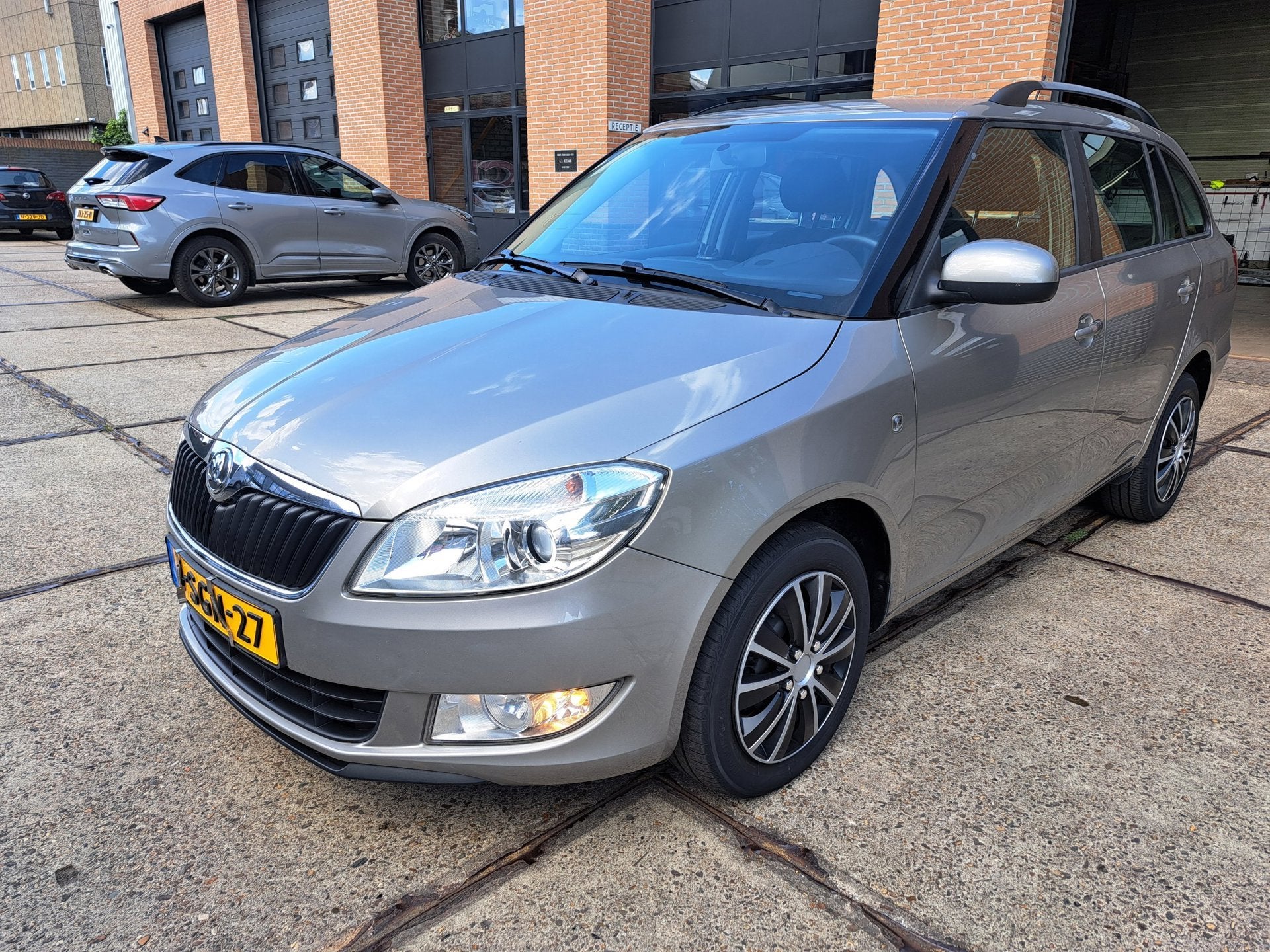 Skoda Fabia Combi 1.2 TSI 5 DEURS STATION VAN 3333 VOOR 2999, Auto's, Skoda, Bedrijf, Te koop, Fabia, ABS, Airbags, Airconditioning