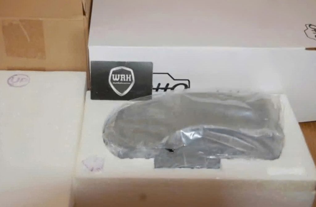 1:18 TOYOTA YARIS GR CIRCUIT PACK Otto mobile OT1046 WRH, Hobby en Vrije tijd, Modelauto's | 1:18, Verzenden, Zo goed als nieuw