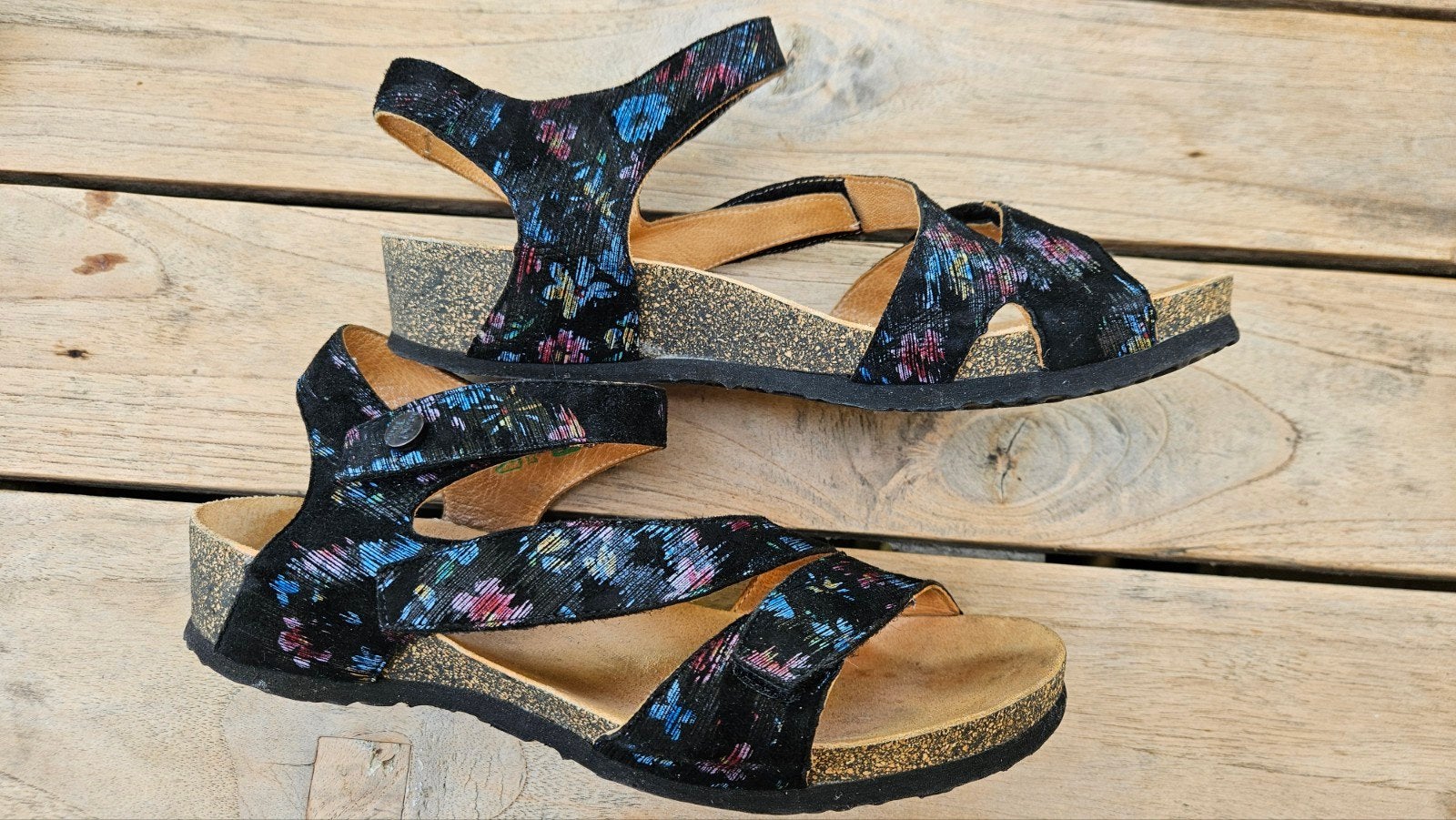 Think! Dumia sandalen met bloemenprint, maat 38, Ophalen of Verzenden, Zwart, Sandalen of Muiltjes