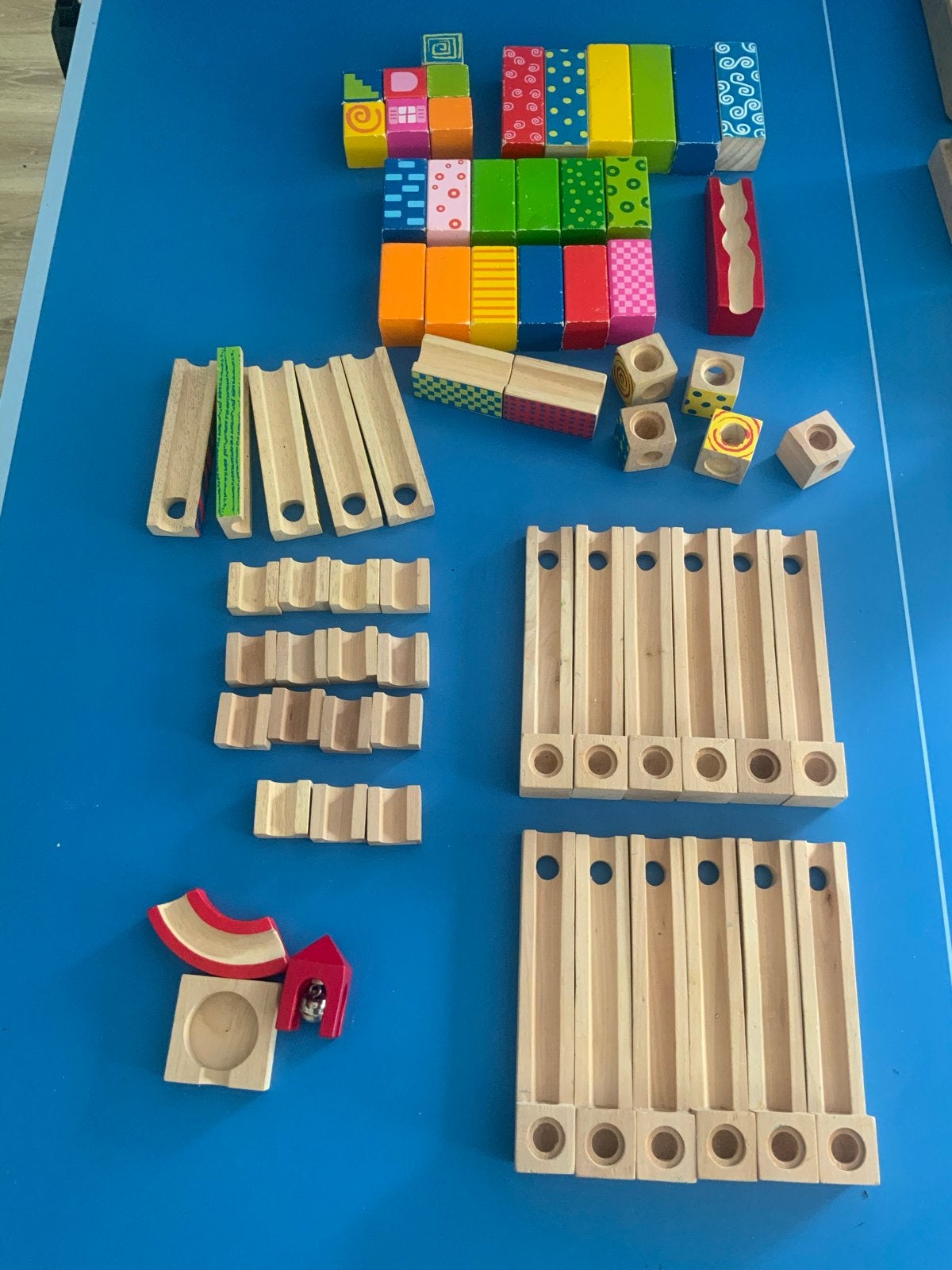 Houten knikkerbaan en bouwblokken set, Kinderen en Baby's, Speelgoed | Houten speelgoed, Ophalen of Verzenden, Gebruikt, Overige typen