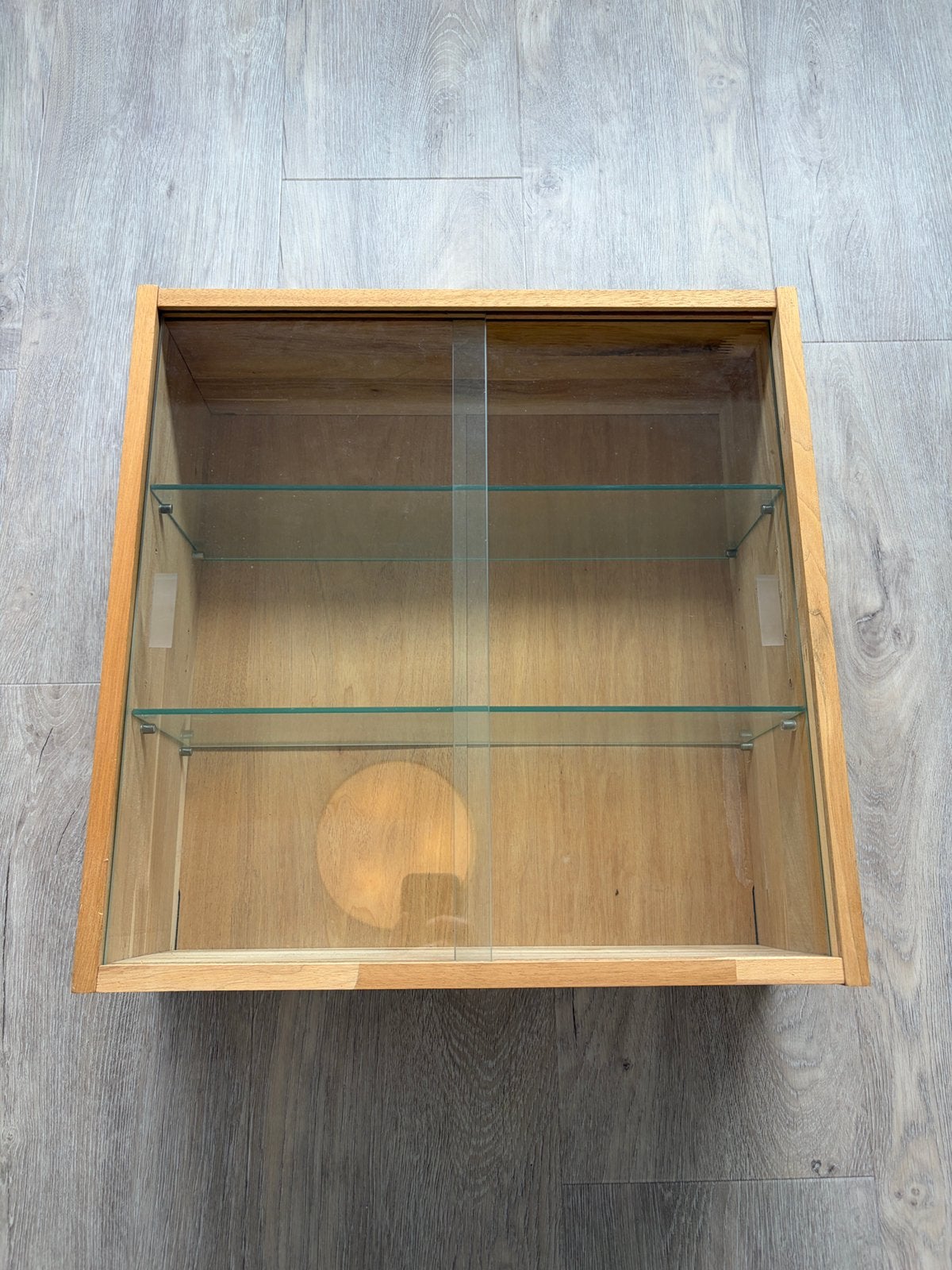 Ikea vitrinekast järna hout, Huis en Inrichting, Kasten | Vitrinekasten, Ophalen, Zo goed als nieuw, 25 tot 50 cm, 50 tot 100 cm