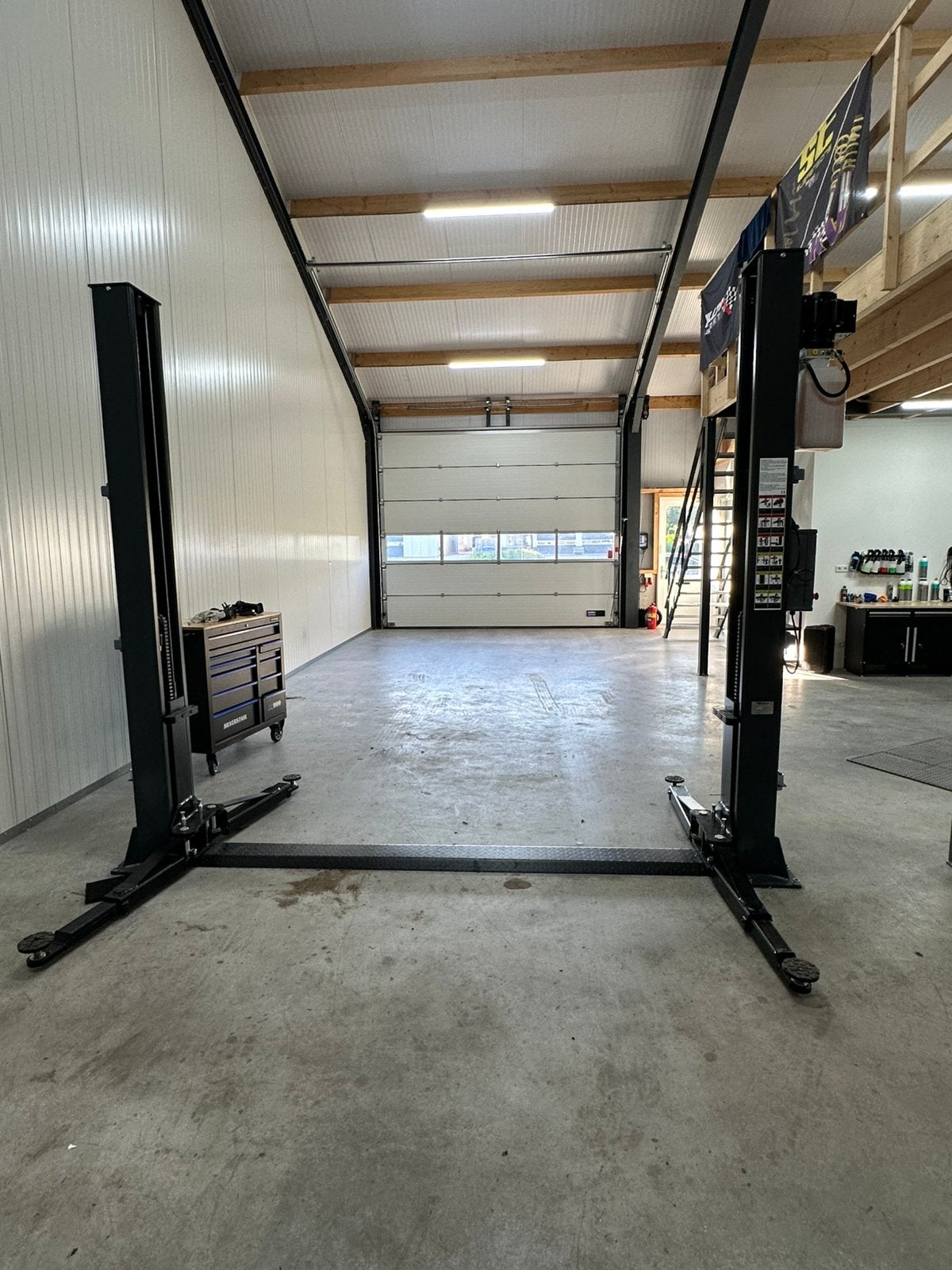 Weber 2 koloms brug 4000kg, Ophalen, Zo goed als nieuw