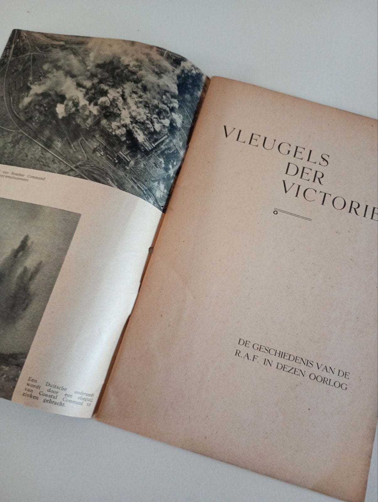 Boekje RAF in de tweede wereldoorlog., ., Ophalen of Verzenden, Luchtmacht, .