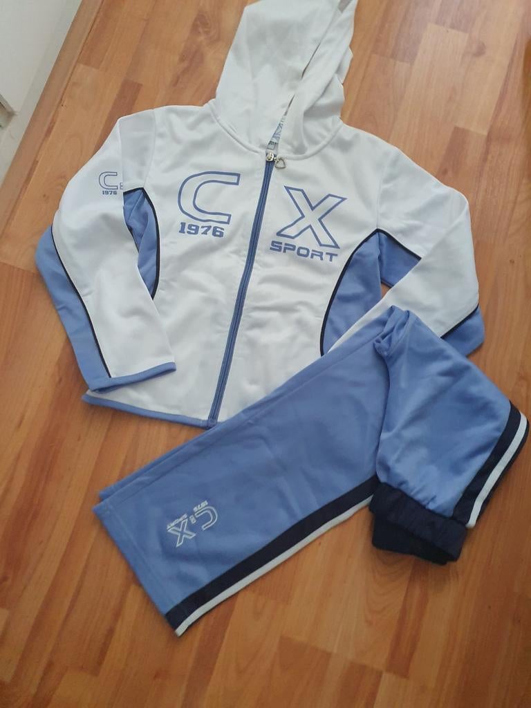 Sport set maat 122/128, Verzenden, Meisje, Sport- of Zwemkleding