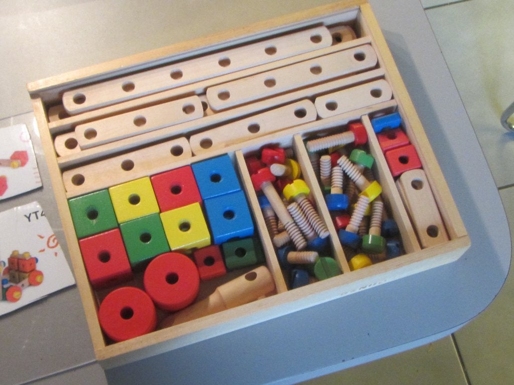 Kist houten constructie speelgoed, Kinderen en Baby's, Ophalen of Verzenden, Zo goed als nieuw