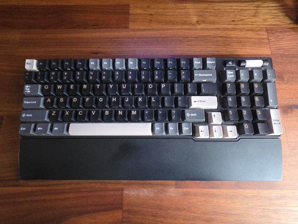 Royal Kludge RK96 RGB Limited Edition, Computers en Software, Ophalen of Verzenden, Zo goed als nieuw, Draadloos, Qwerty