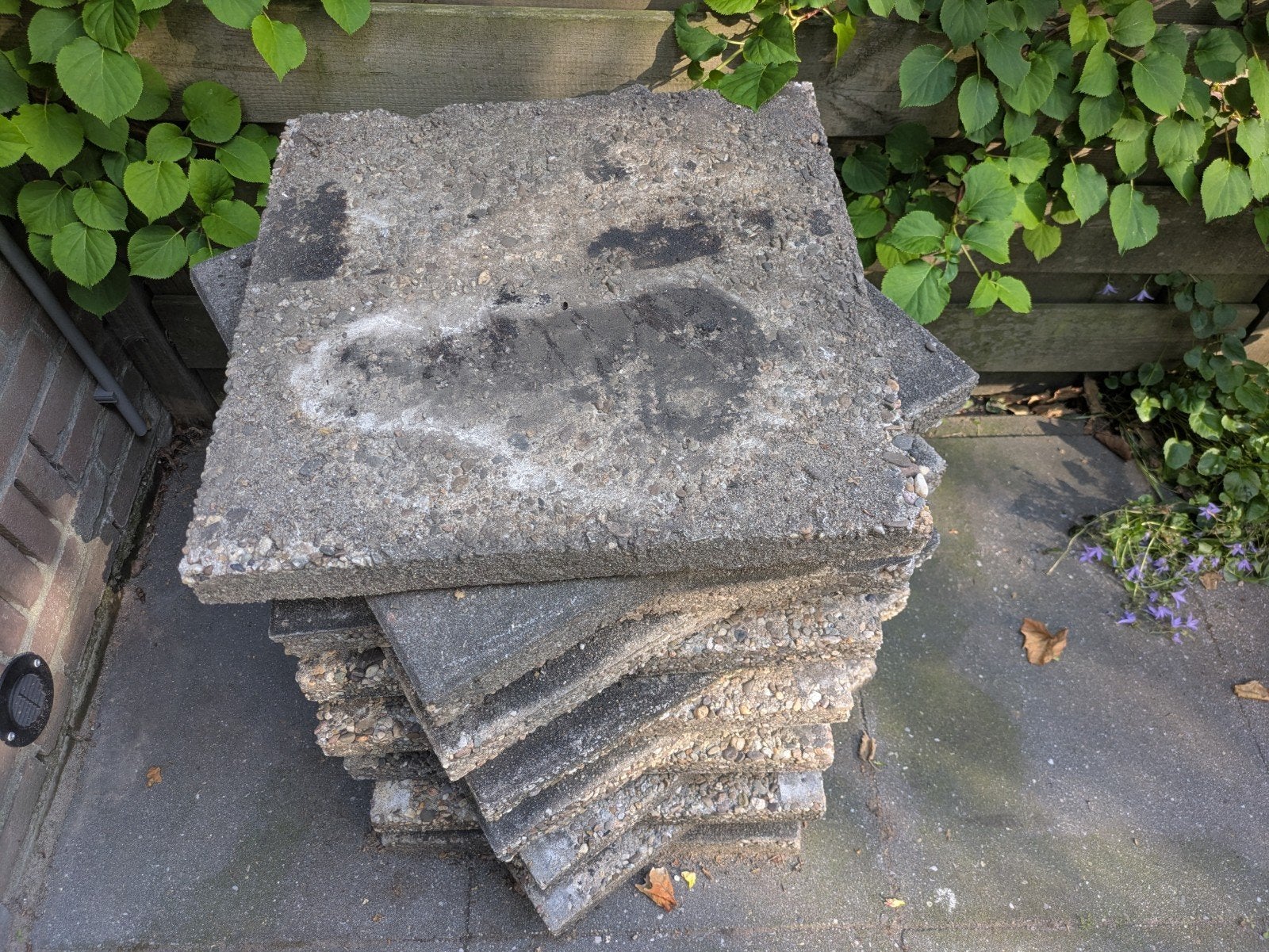 Grindtegels 50x50cm, 13 stuks, Ophalen, Gebruikt, Beton, Terrastegels