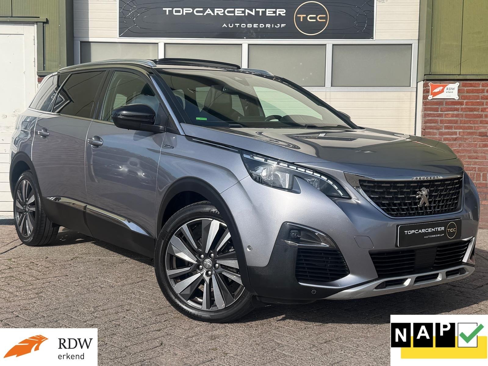 Peugeot 5008 1.2 GT-Line/PANO/KEYLESS/TREKH/CAMERA/APK/NAP, Voorwielaandrijving, Gebruikt, Euro 6, 1290 kg
