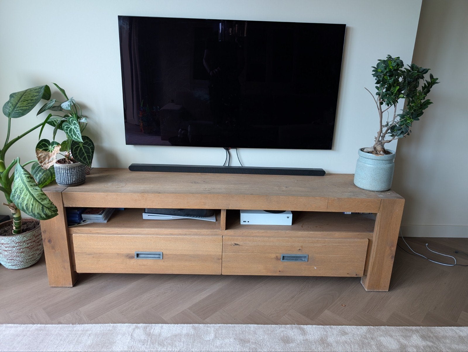 Henders & Hazel Santorini TV-dressoir - Castle Sand, Huis en Inrichting, Kasten | Televisiemeubels, Ophalen, Gebruikt, 150 tot 200 cm